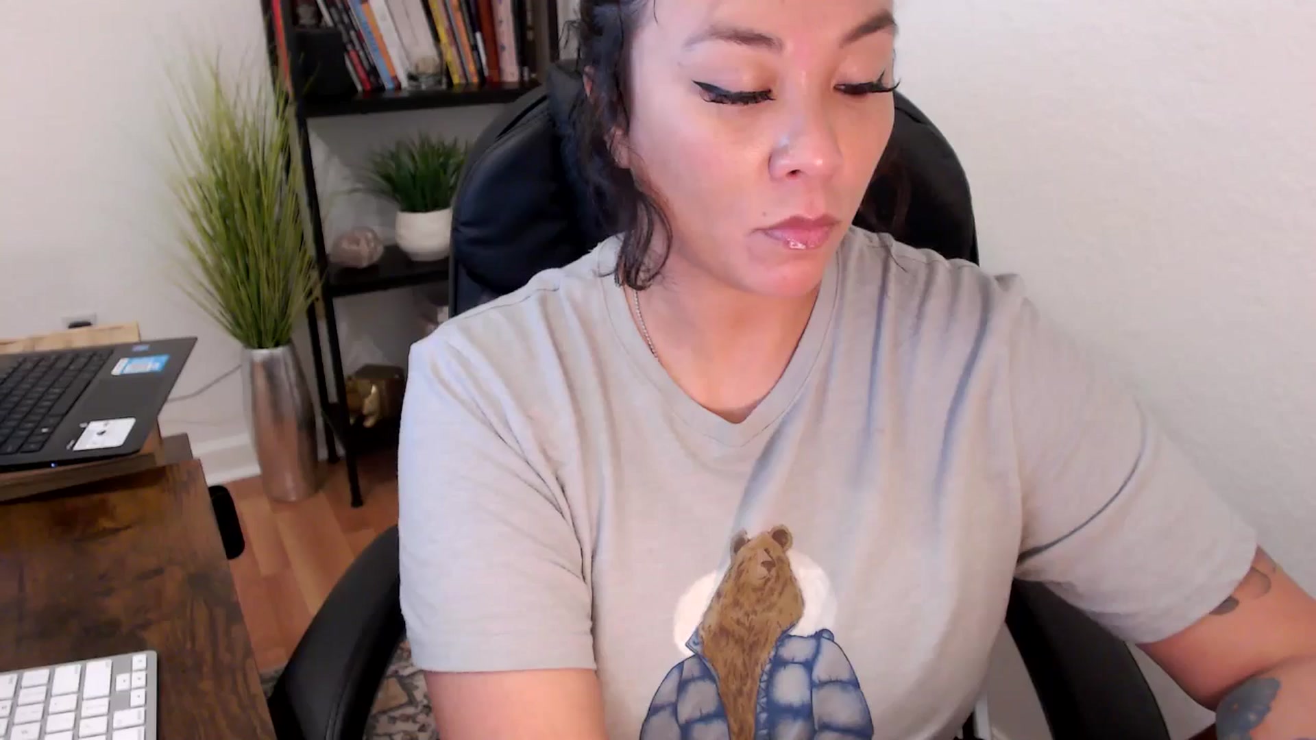 Gallery image thumbnail from MickaylaMinx's myfreecams stream on, 11/11/2024, 19:48 image 20 of 20