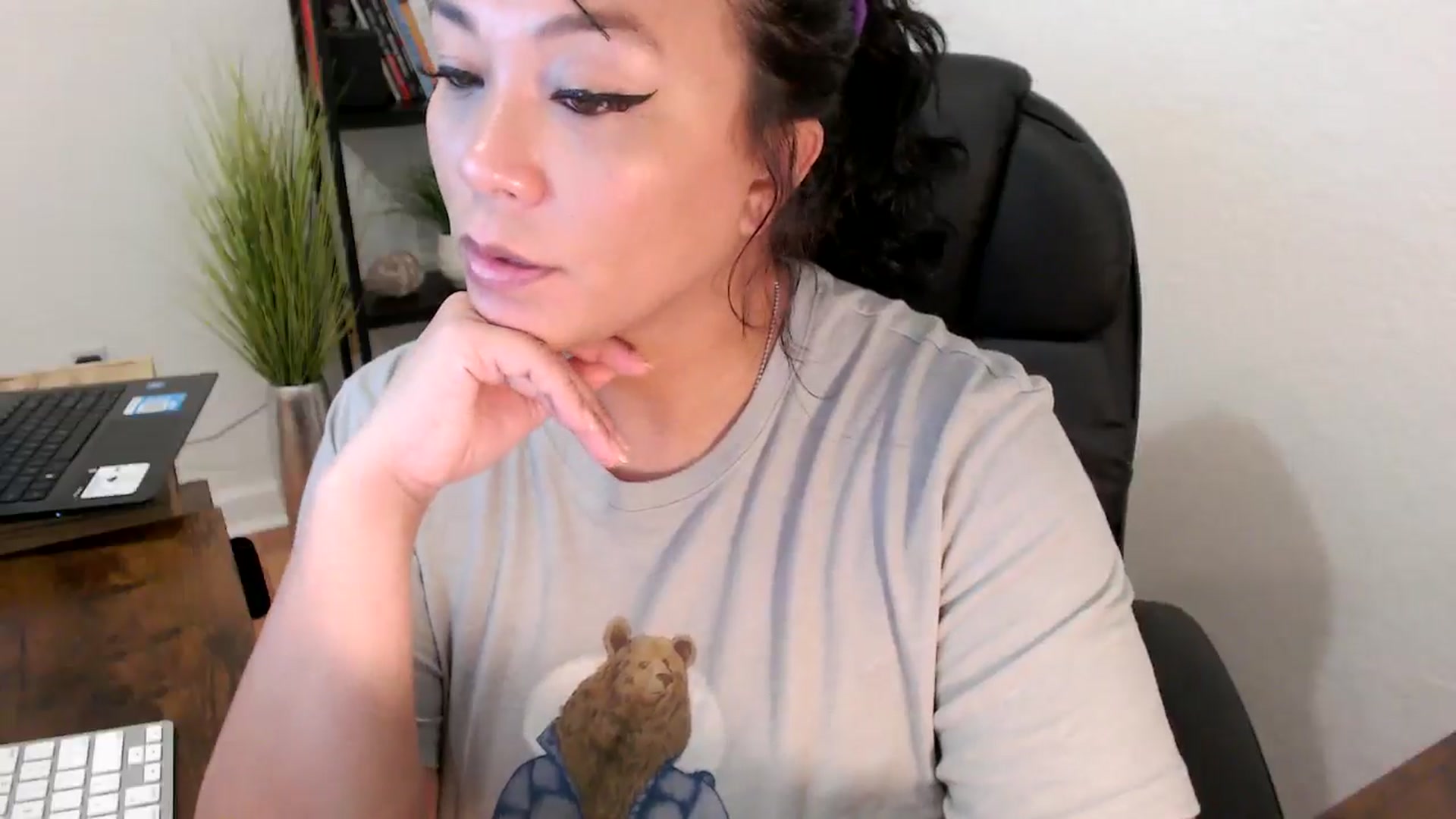 Gallery image thumbnail from MickaylaMinx's myfreecams stream on, 11/11/2024, 19:48 image 14 of 20