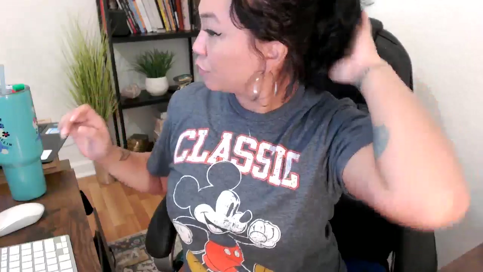 Gallery image thumbnail from MickaylaMinx's myfreecams stream on, 11/12/2024, 17:37 image 2 of 20