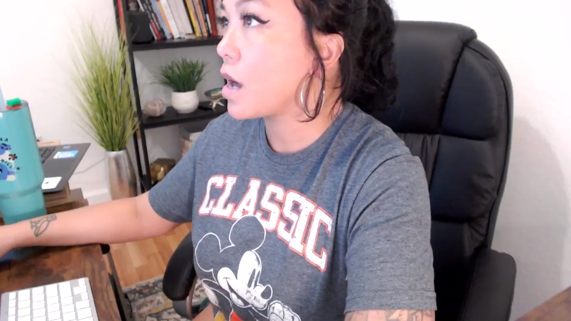 Gallery image thumbnail from MickaylaMinx's myfreecams stream on, 11/12/2024, 18:35 image 2 of 20