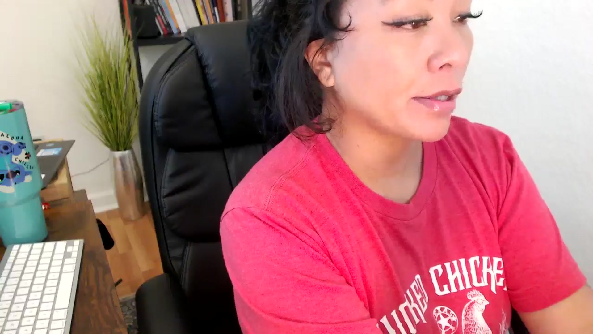 Gallery image thumbnail from MickaylaMinx's myfreecams stream on, 11/13/2024, 20:01 image 18 of 20