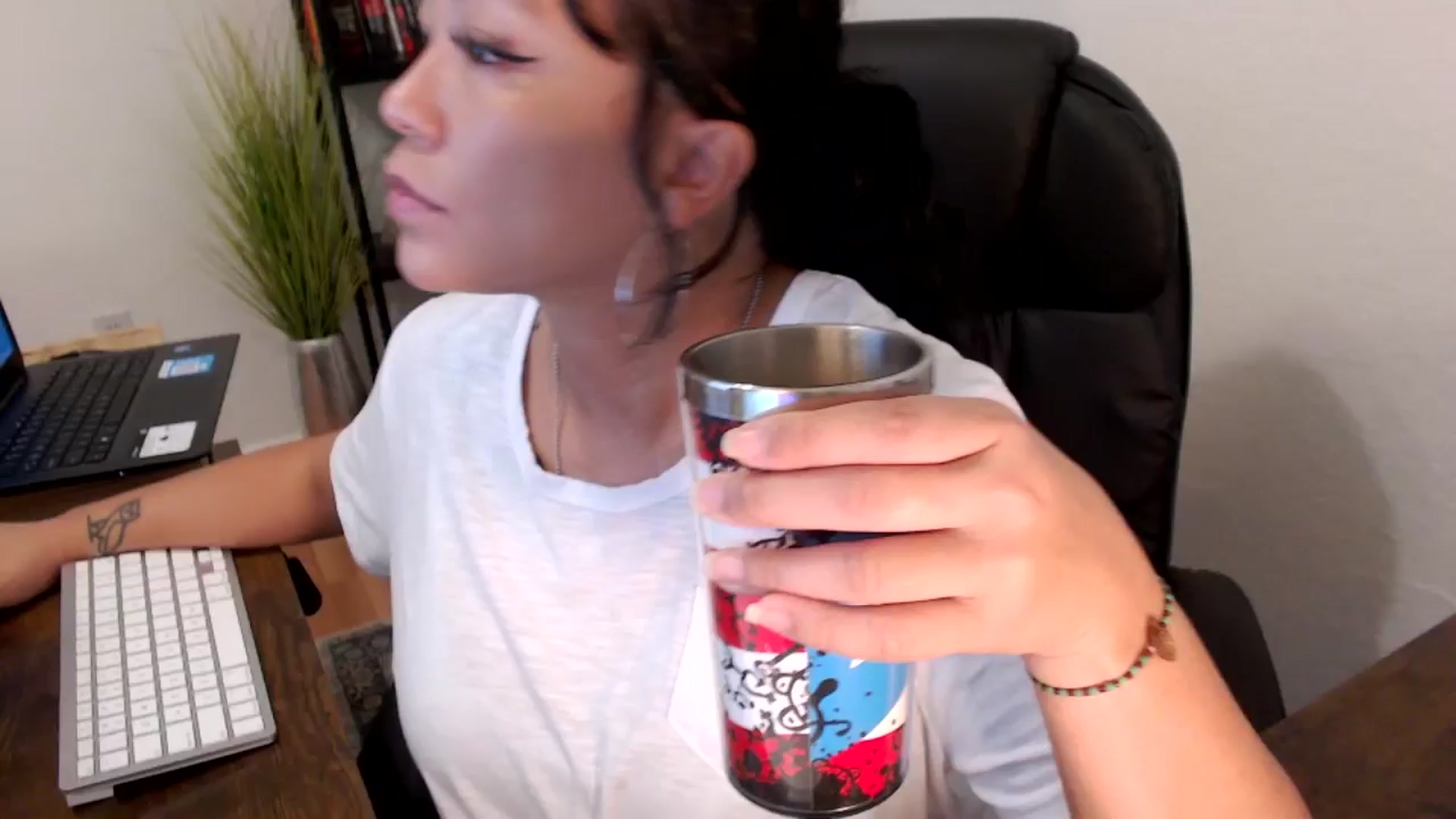 Gallery image thumbnail from MickaylaMinx's myfreecams stream on, 11/14/2024, 16:51 image 1 of 20