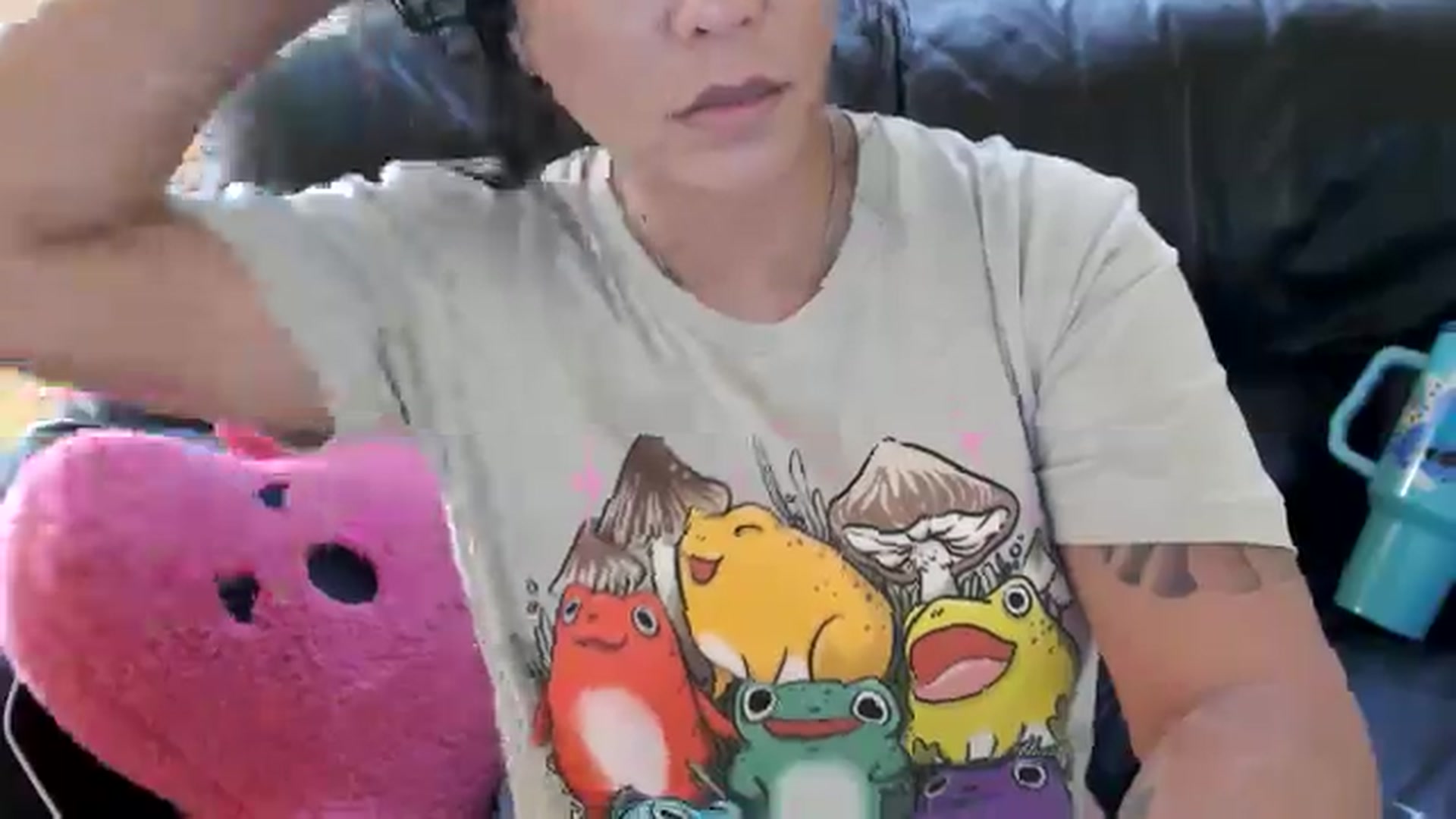 Gallery image thumbnail from MickaylaMinx's myfreecams stream on, 11/16/2024, 21:16 image 5 of 20