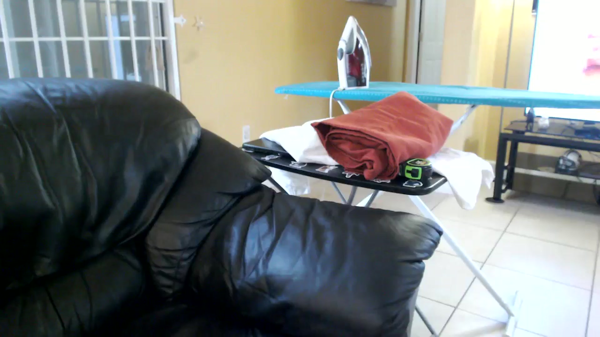 Gallery image thumbnail from MickaylaMinx's myfreecams stream on, 11/18/2024, 20:30 image 13 of 20