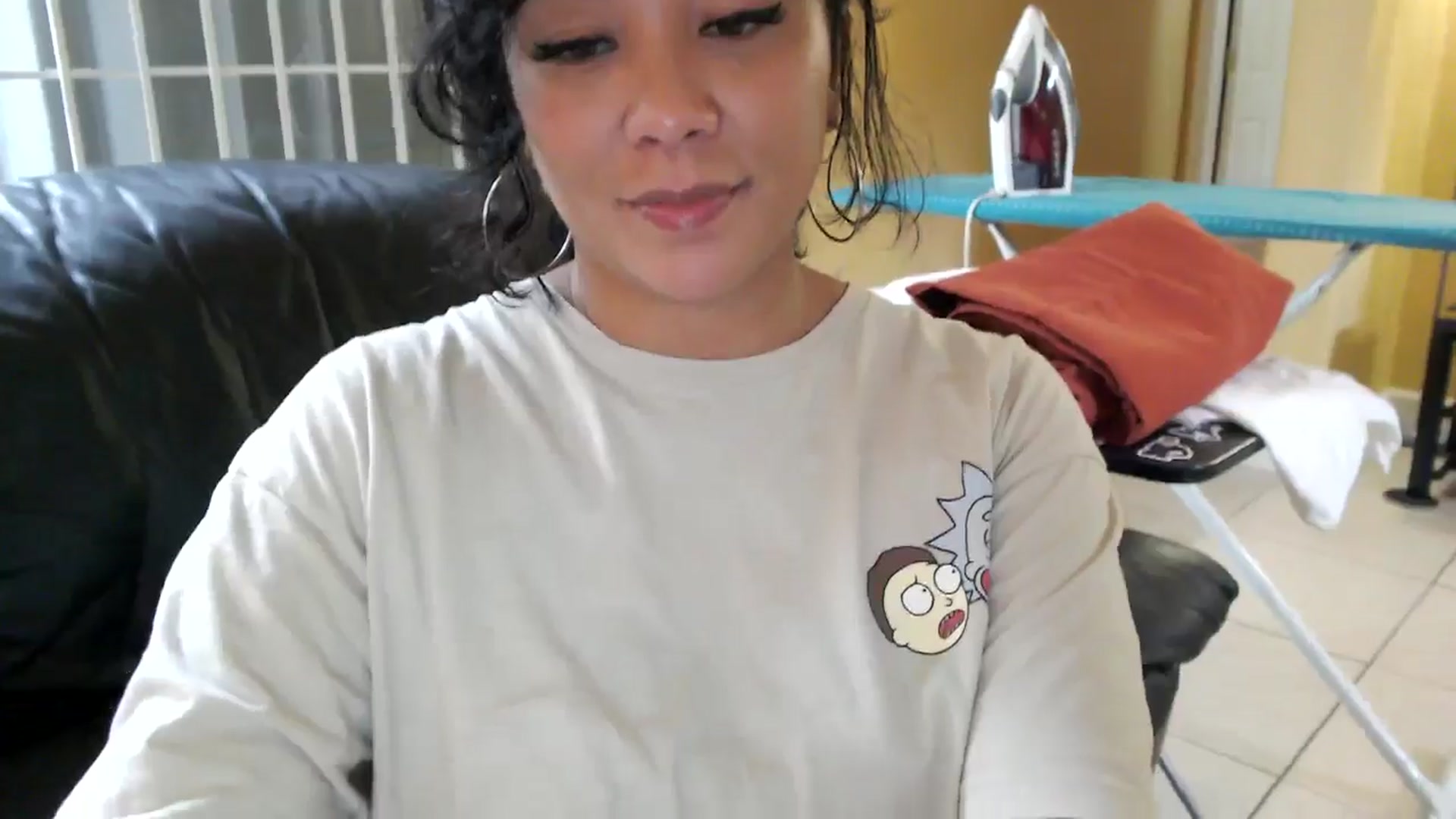 Gallery image thumbnail from MickaylaMinx's myfreecams stream on, 11/18/2024, 20:30 image 5 of 20