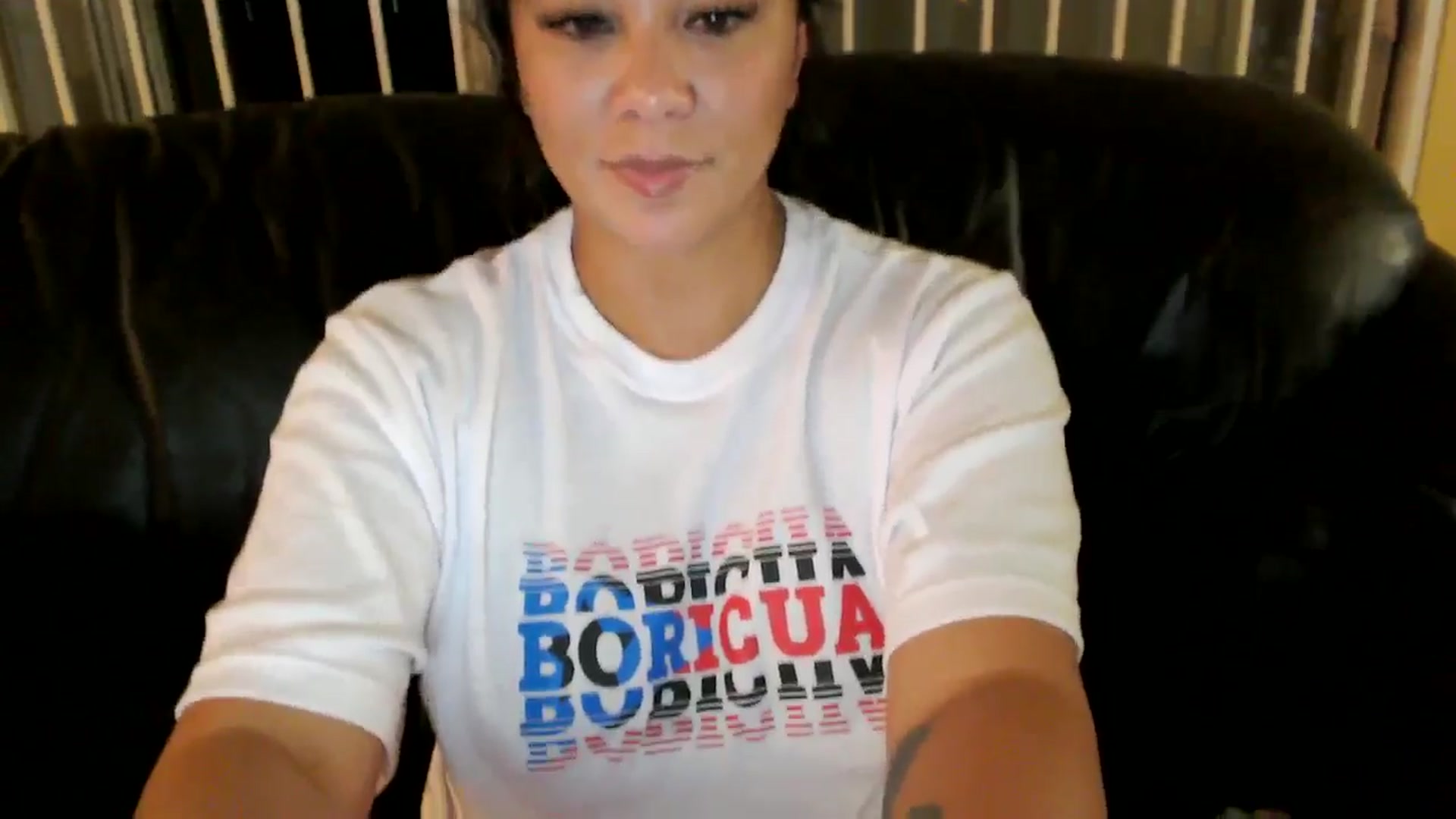 Gallery image thumbnail from MickaylaMinx's myfreecams stream on, 11/20/2024, 03:08 image 9 of 20