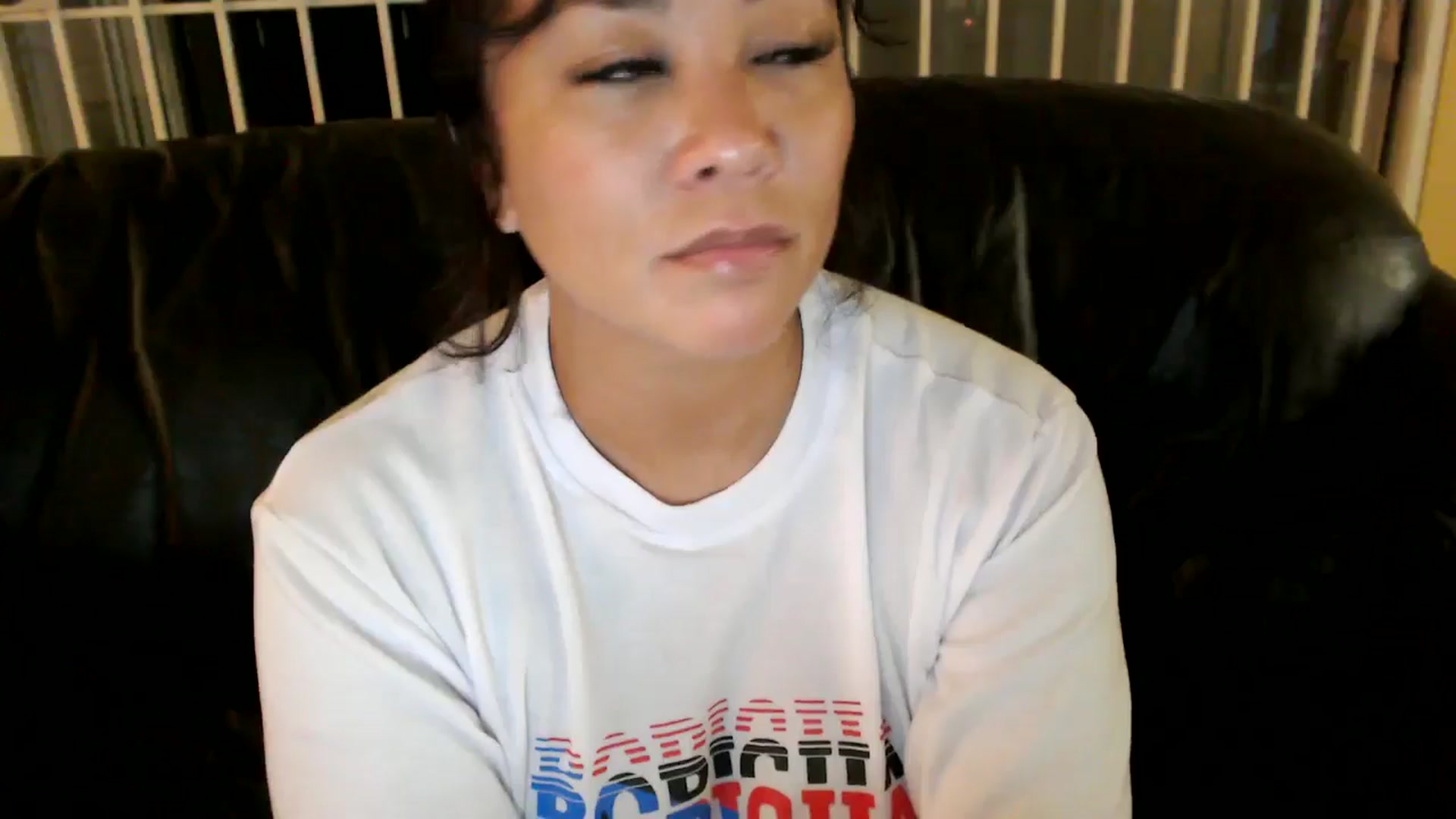 Gallery image thumbnail from MickaylaMinx's myfreecams stream on, 11/20/2024, 03:08 image 4 of 20