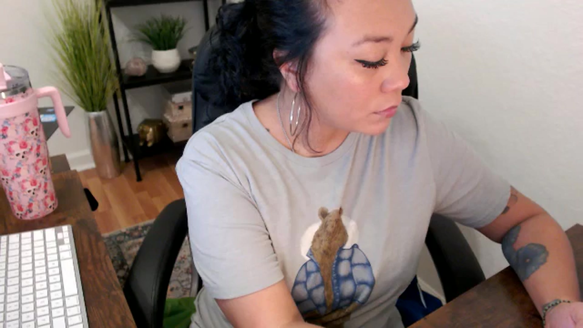 Gallery image thumbnail from MickaylaMinx's myfreecams stream on, 11/21/2024, 16:10 image 20 of 20