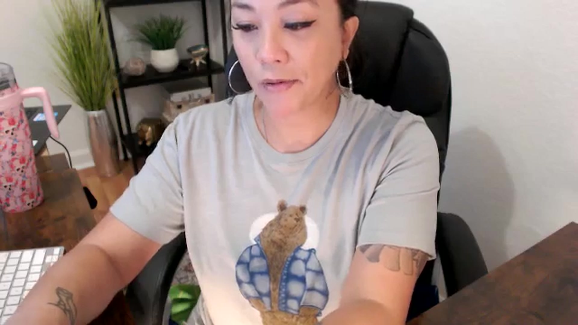 Gallery image thumbnail from MickaylaMinx's myfreecams stream on, 11/21/2024, 17:12 image 7 of 20