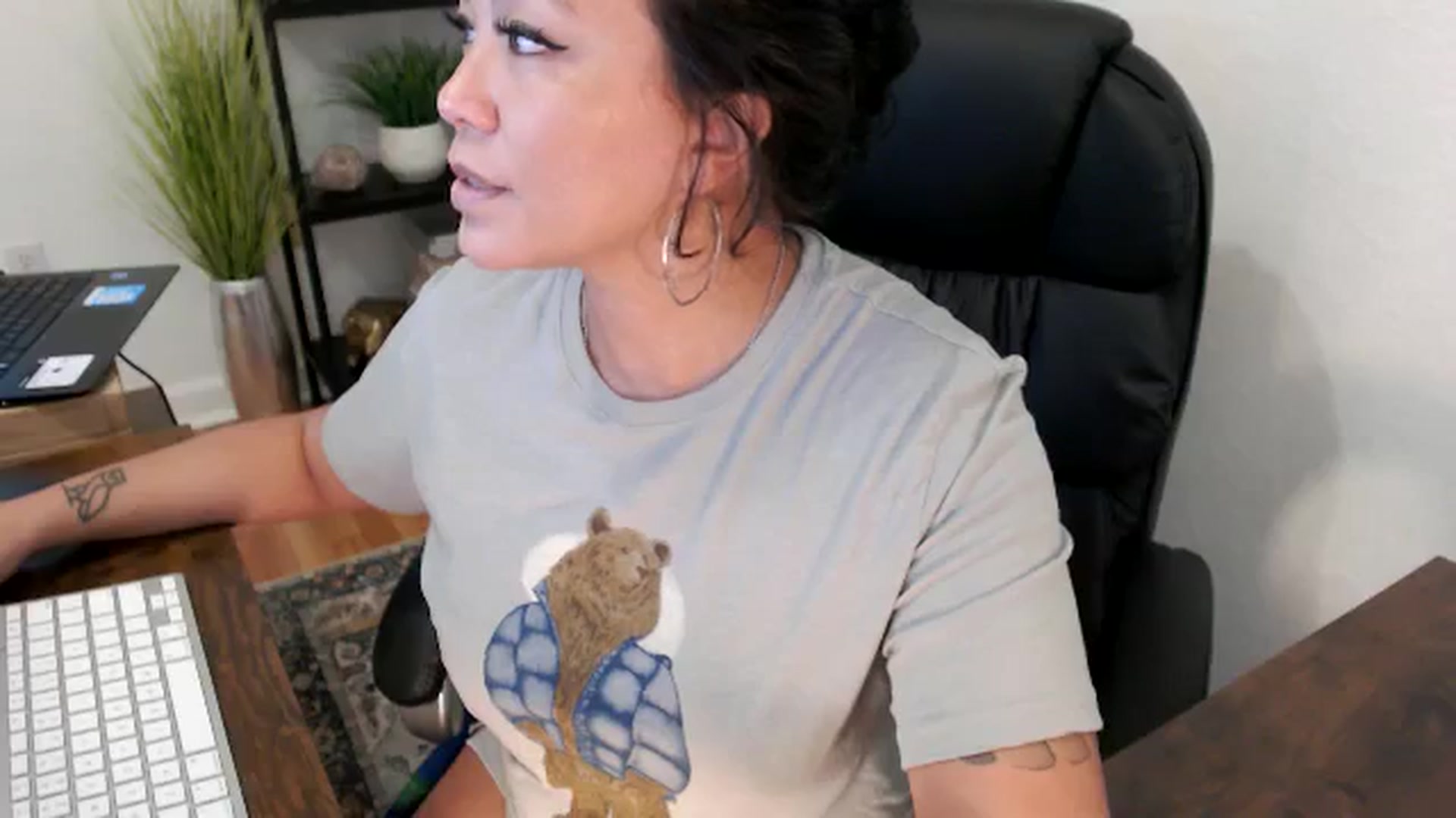 Gallery image thumbnail from MickaylaMinx's myfreecams stream on, 11/21/2024, 19:42 image 18 of 20