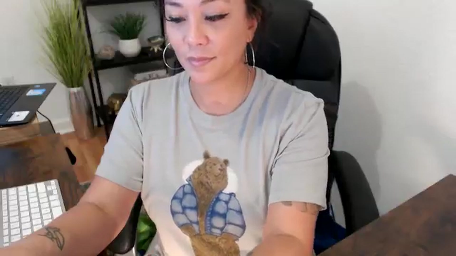Gallery image thumbnail from MickaylaMinx's myfreecams stream on, 11/21/2024, 19:42 image 19 of 20