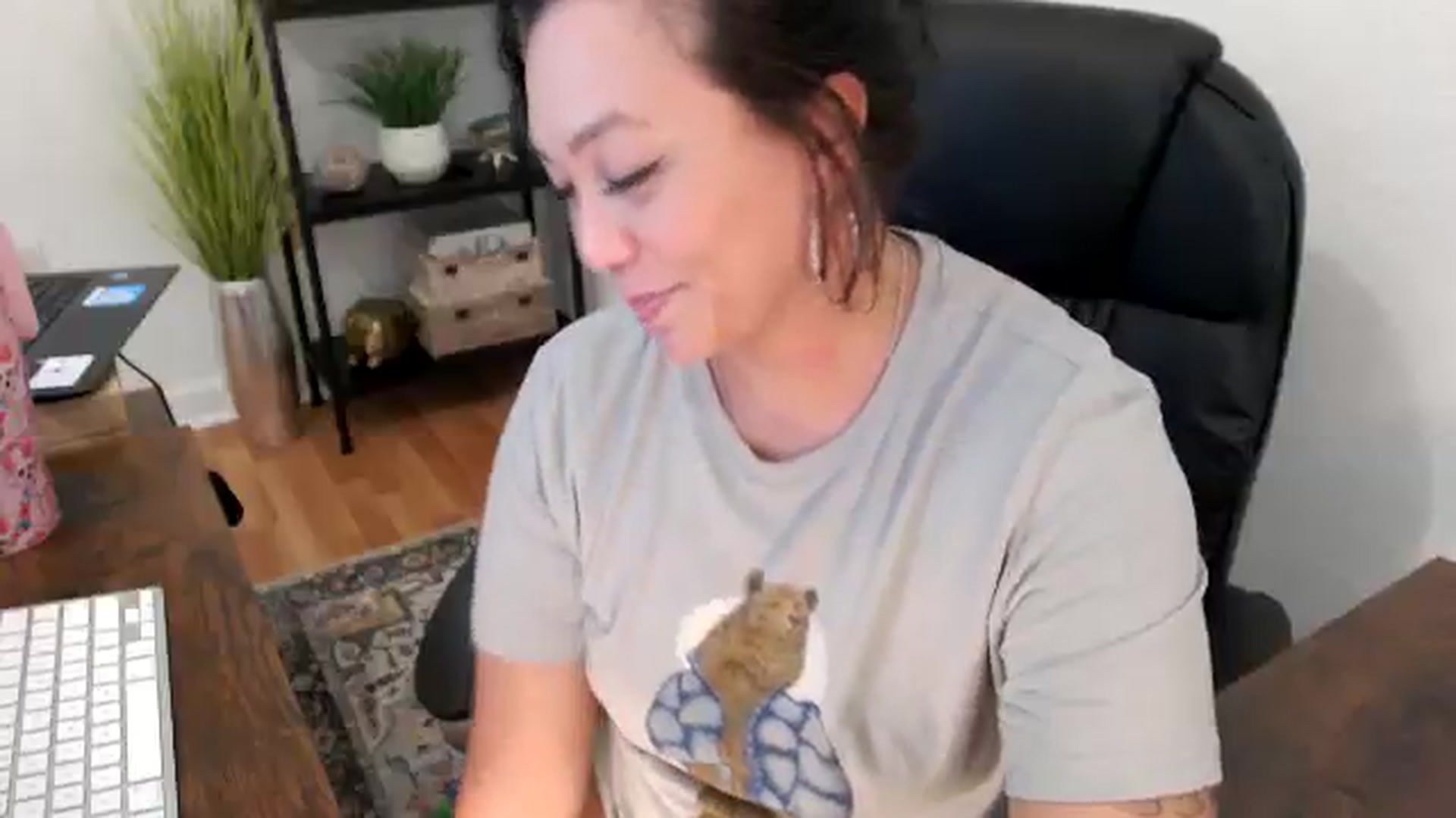 Gallery image thumbnail from MickaylaMinx's myfreecams stream on, 11/21/2024, 20:31 image 16 of 20