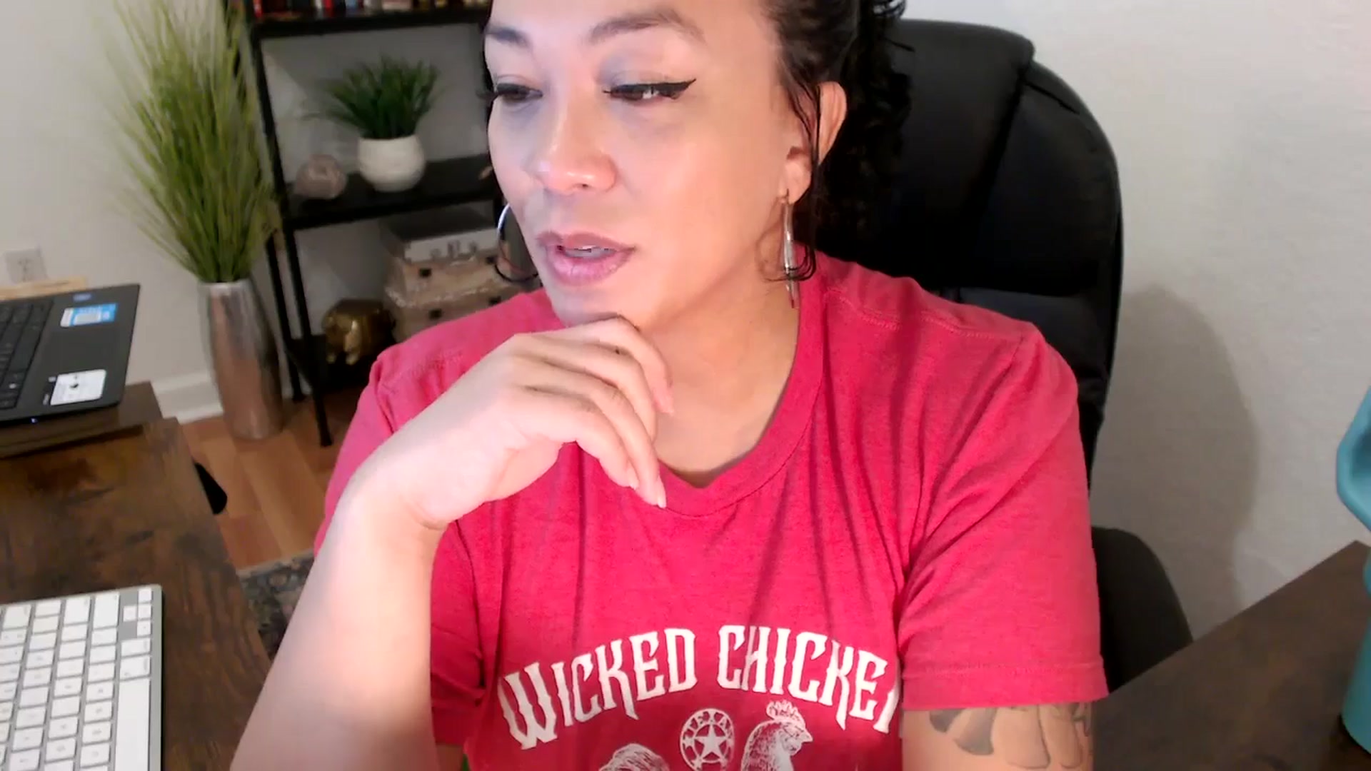 Gallery image thumbnail from MickaylaMinx's myfreecams stream on, 11/22/2024, 16:47 image 7 of 20