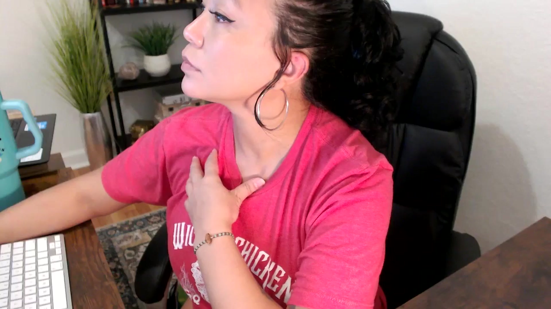 Gallery image thumbnail from MickaylaMinx's myfreecams stream on, 11/22/2024, 18:07 image 14 of 20