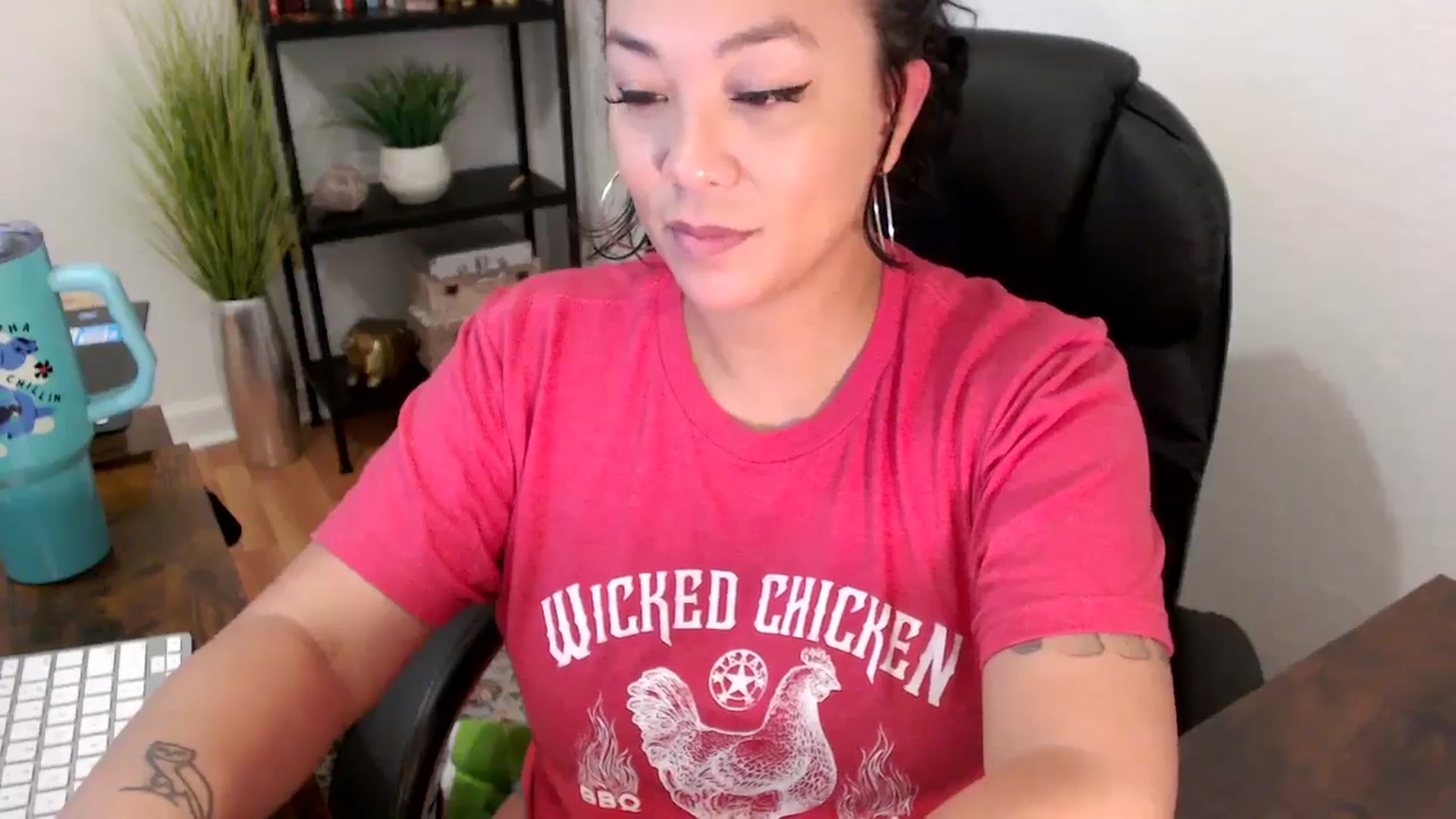 Gallery image thumbnail from MickaylaMinx's myfreecams stream on, 11/22/2024, 18:07 image 2 of 20