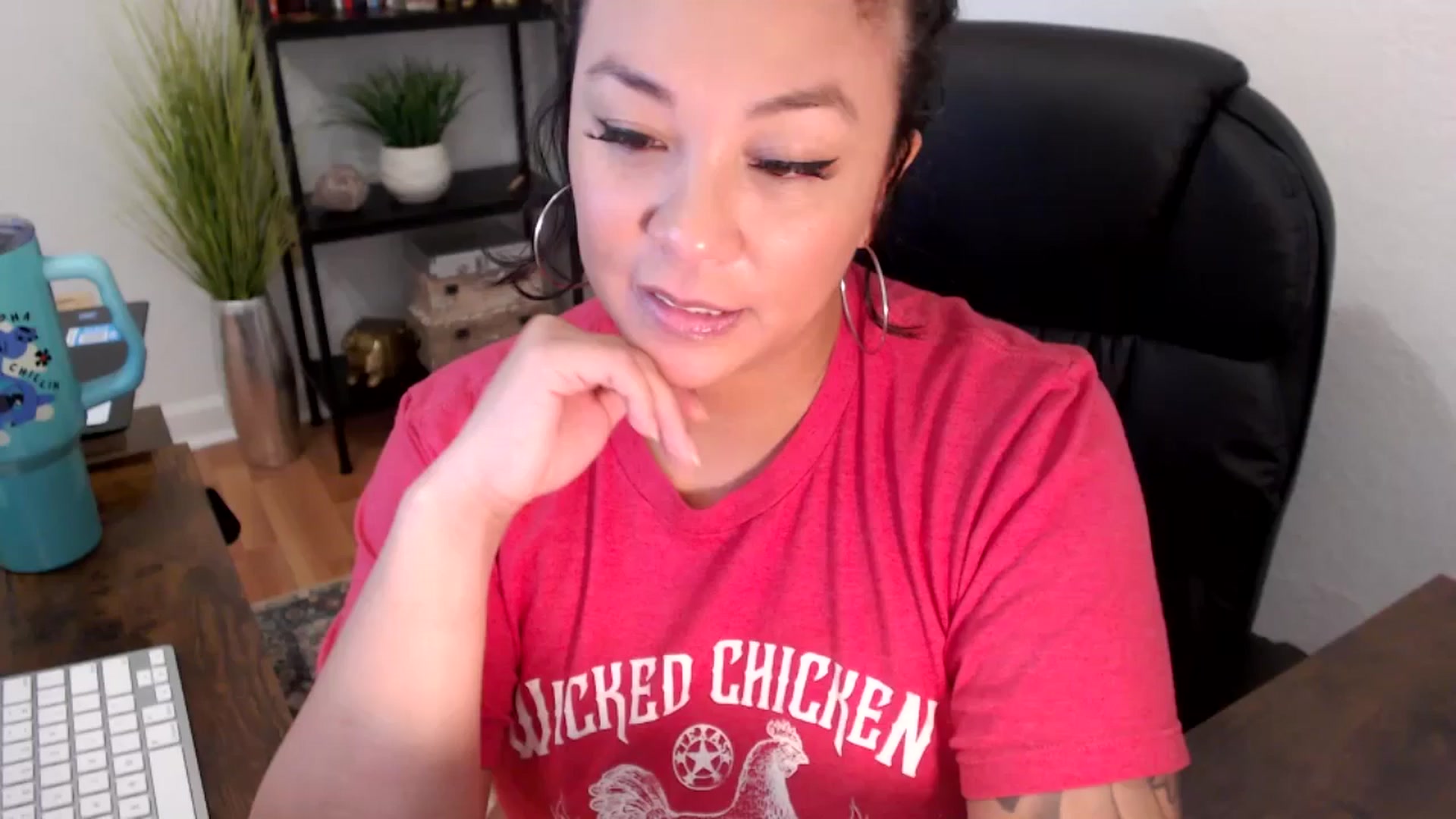 Gallery image thumbnail from MickaylaMinx's myfreecams stream on, 11/22/2024, 20:08 image 1 of 20
