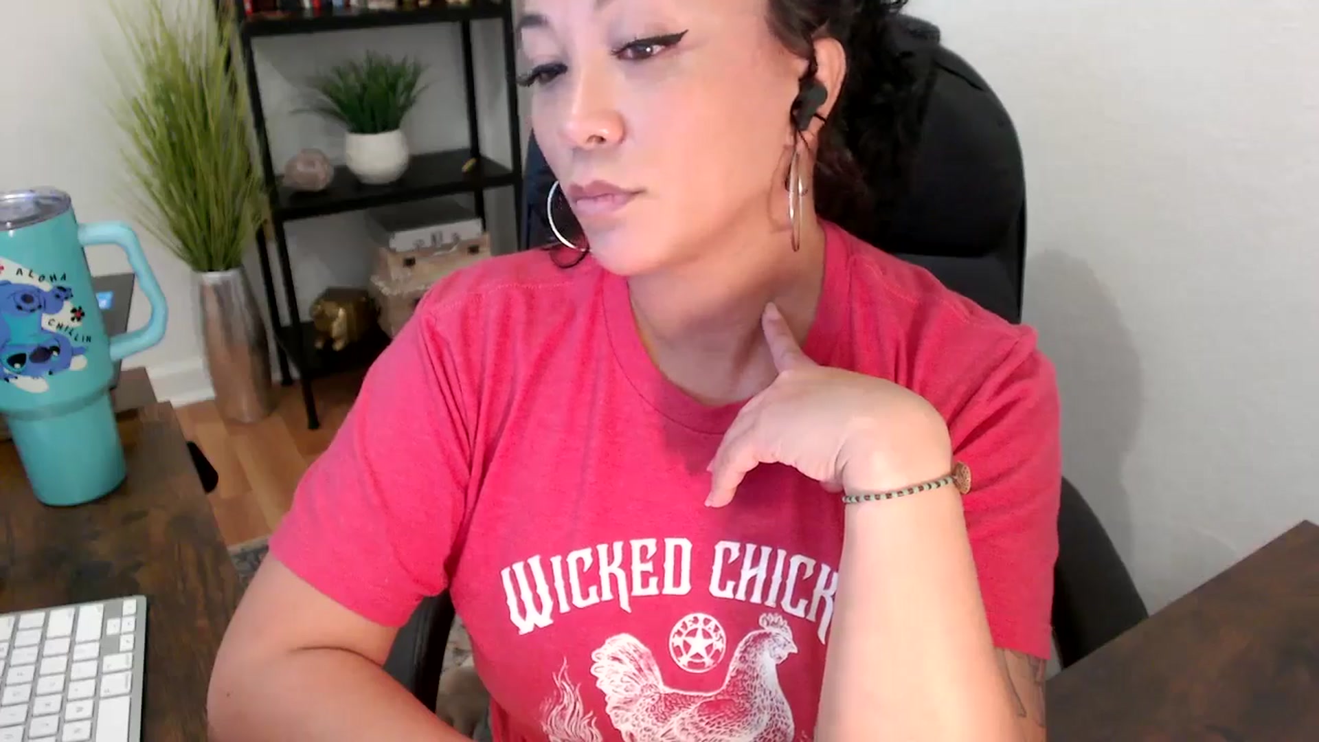 Gallery image thumbnail from MickaylaMinx's myfreecams stream on, 11/22/2024, 20:49 image 15 of 20