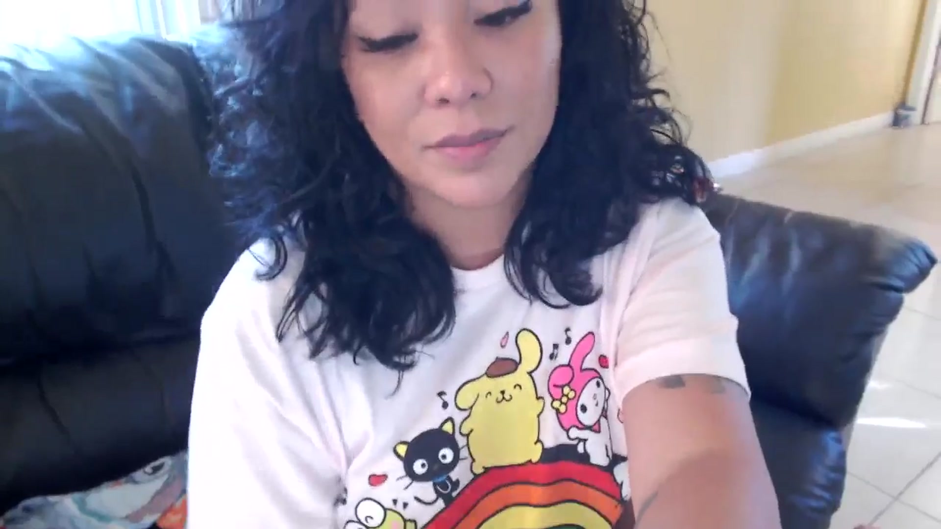 Gallery image thumbnail from MickaylaMinx's myfreecams stream on, 11/23/2024, 20:14 image 19 of 20