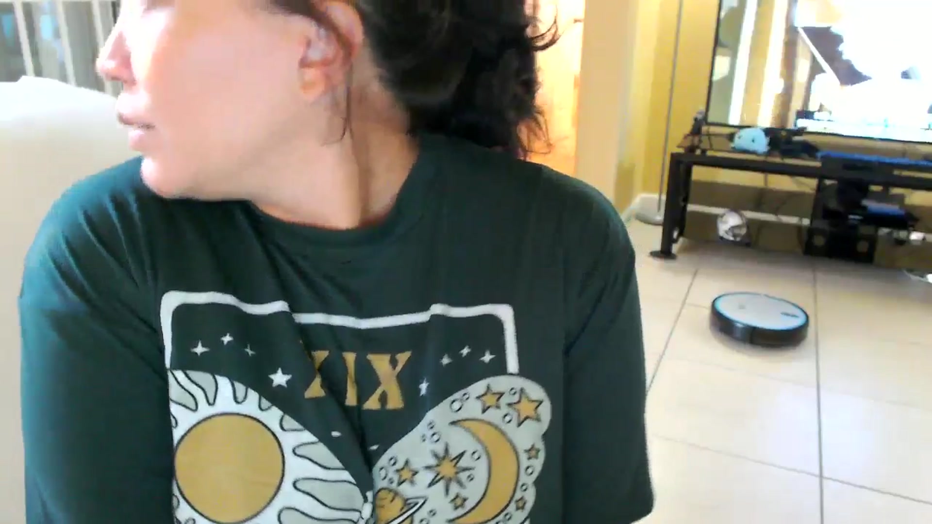 Gallery image thumbnail from MickaylaMinx's myfreecams stream on, 11/24/2024, 22:21 image 13 of 20