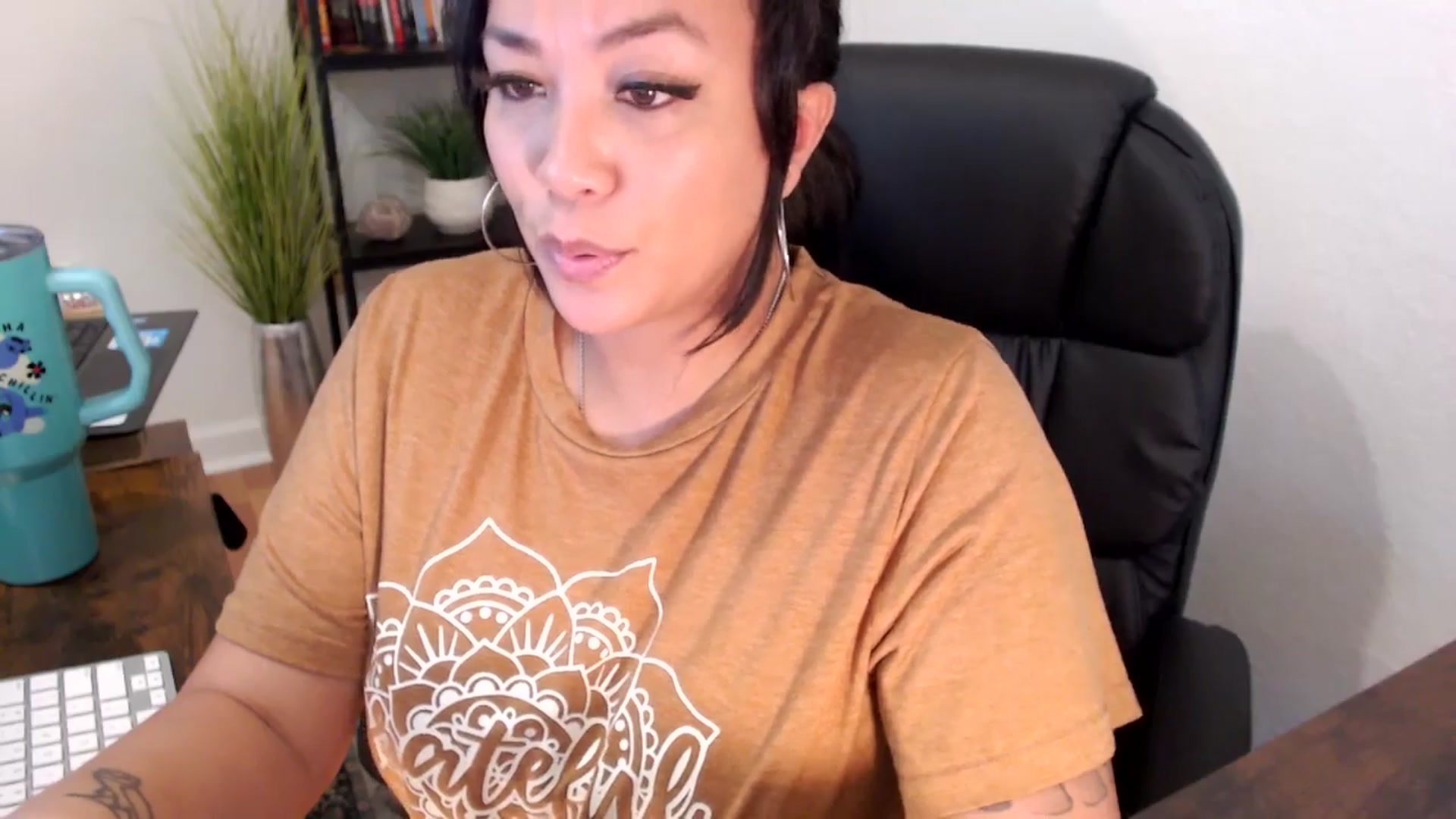 Gallery image thumbnail from MickaylaMinx's myfreecams stream on, 11/26/2024, 17:55 image 20 of 20