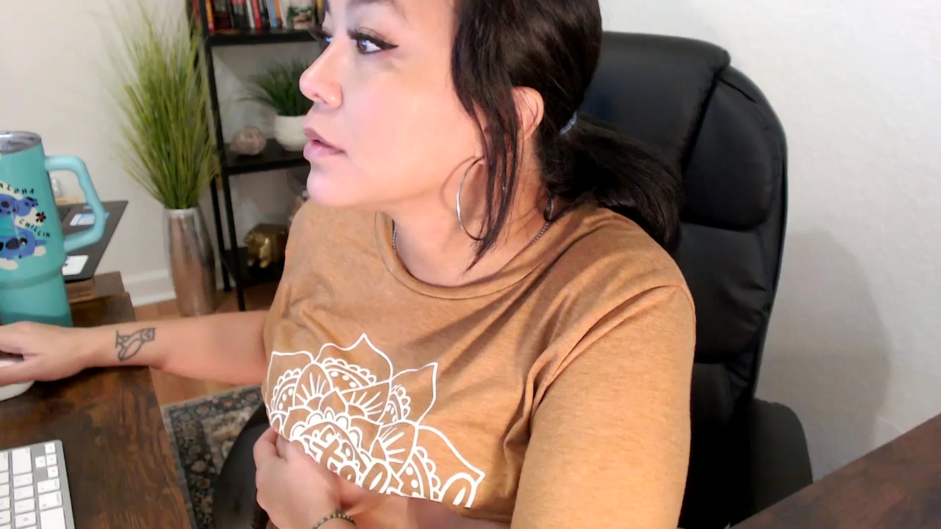Gallery image thumbnail from MickaylaMinx's myfreecams stream on, 11/26/2024, 17:55 image 2 of 20