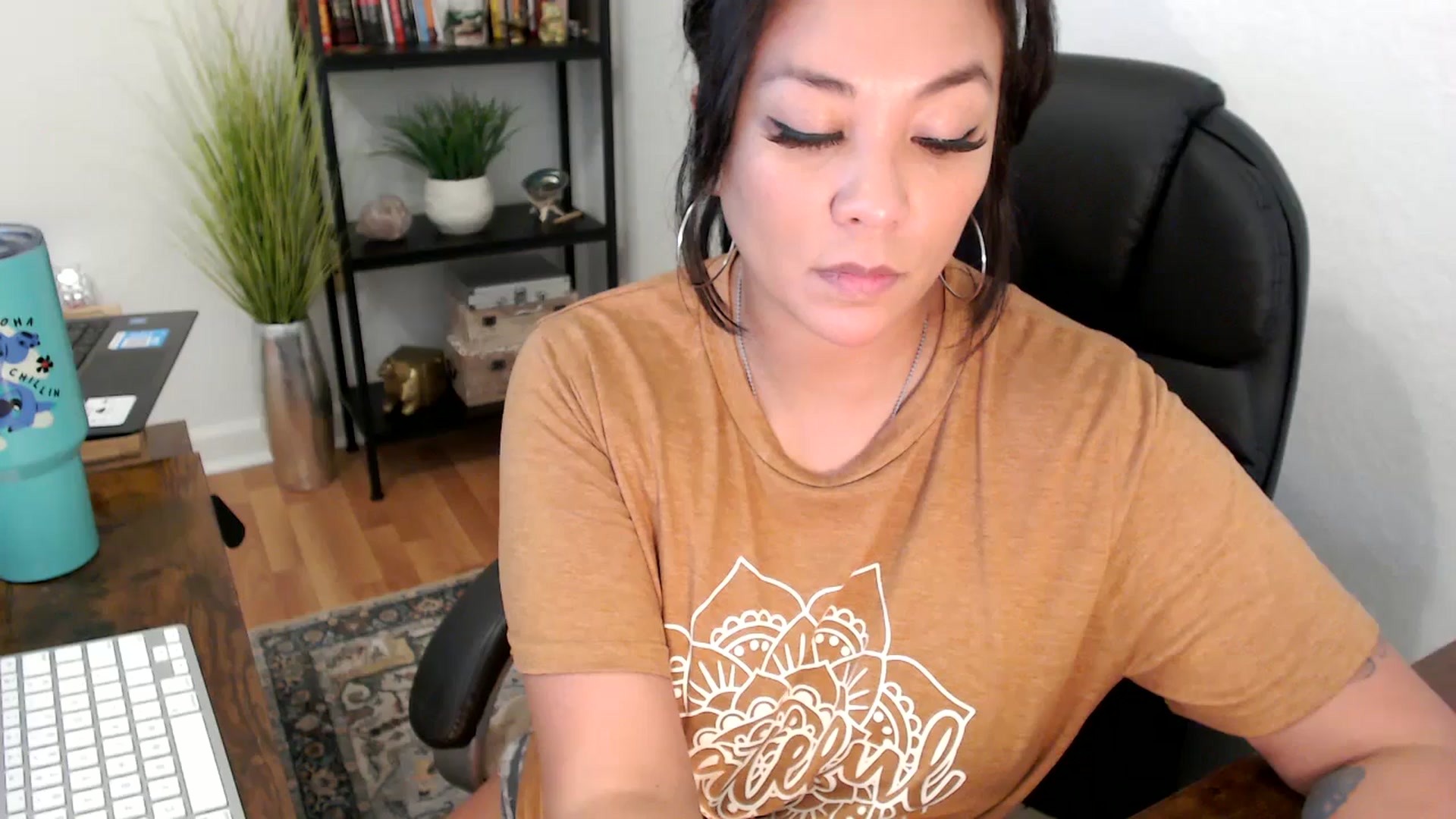 Gallery image thumbnail from MickaylaMinx's myfreecams stream on, 11/26/2024, 20:24 image 5 of 20