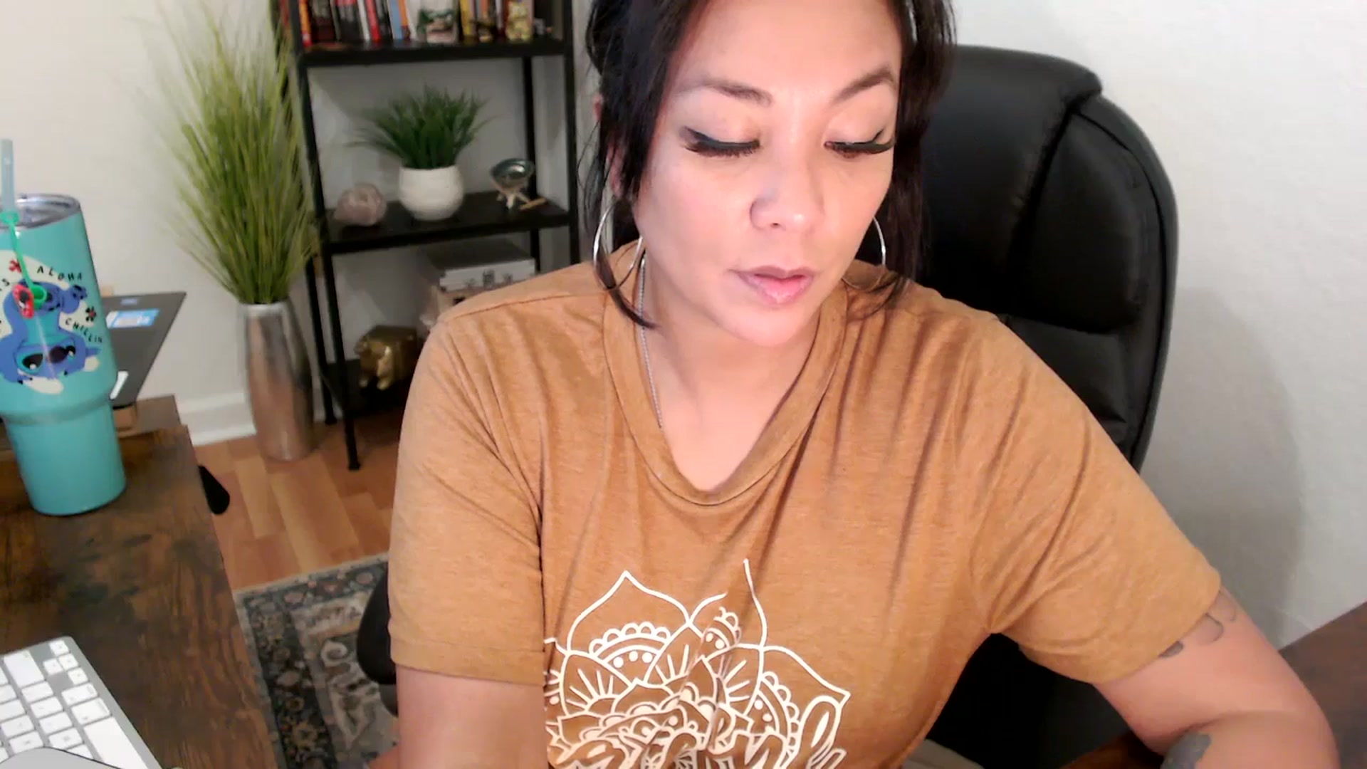Gallery image thumbnail from MickaylaMinx's myfreecams stream on, 11/26/2024, 21:53 image 16 of 20