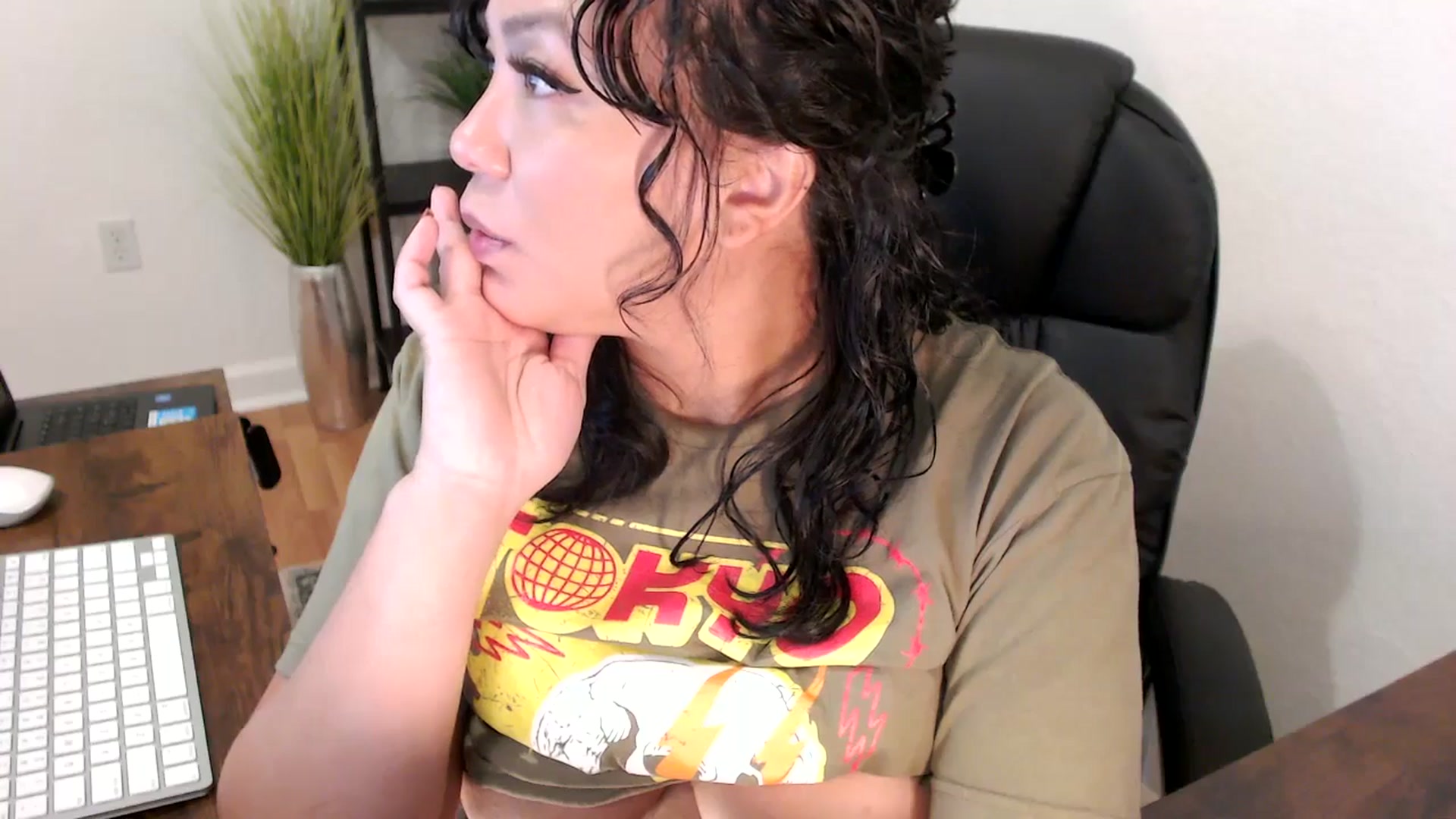 Gallery image thumbnail from MickaylaMinx's myfreecams stream on, 12/02/2024, 17:19 image 20 of 20