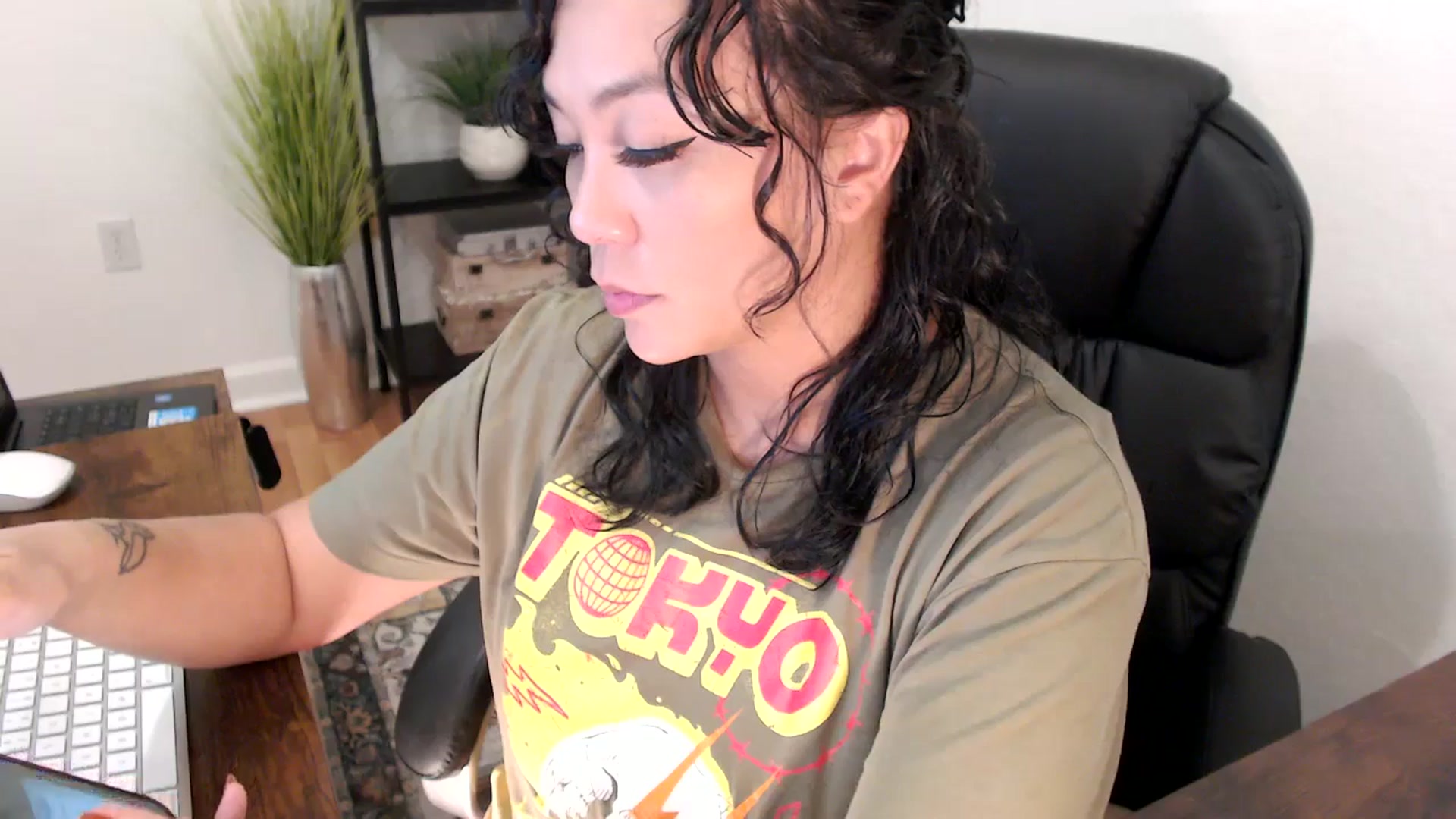 Gallery image thumbnail from MickaylaMinx's myfreecams stream on, 12/02/2024, 17:19 image 2 of 20