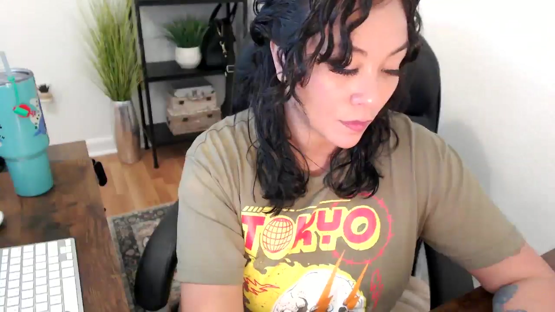 Gallery image thumbnail from MickaylaMinx's myfreecams stream on, 12/02/2024, 20:27 image 3 of 20