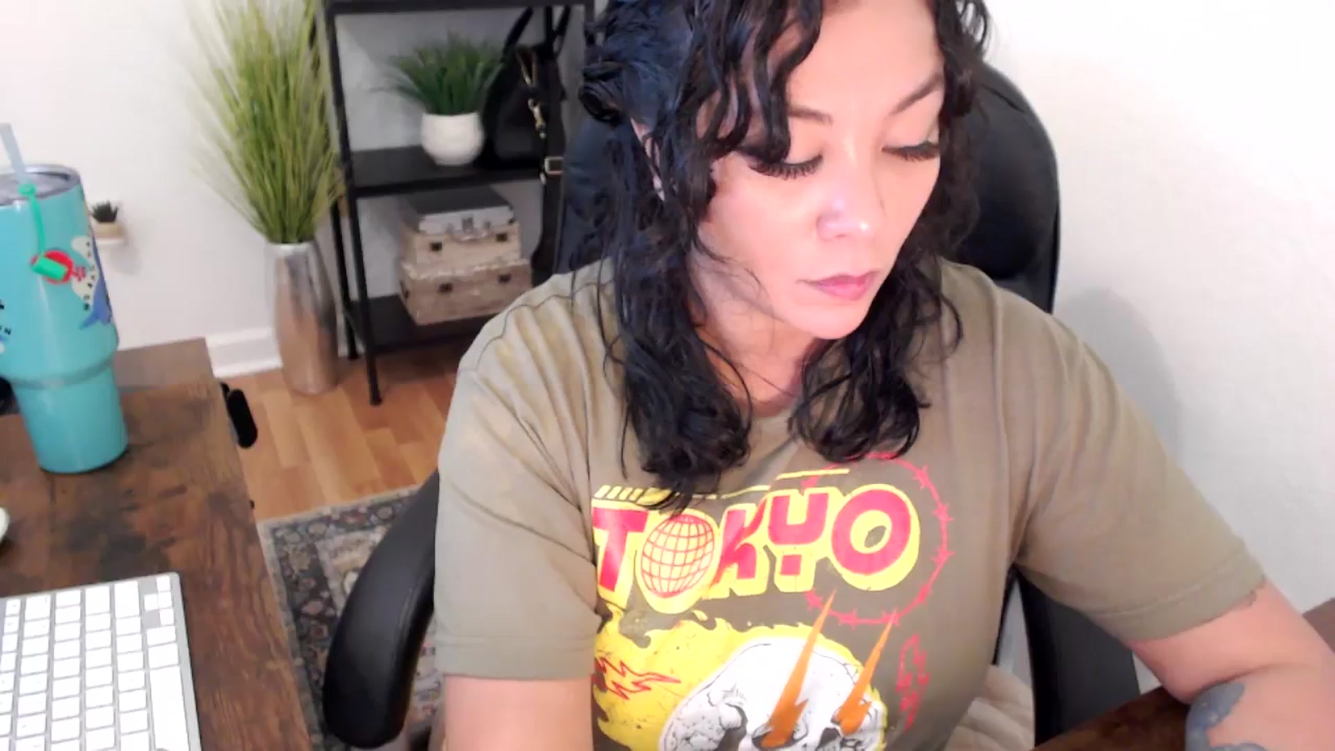 Gallery image thumbnail from MickaylaMinx's myfreecams stream on, 12/02/2024, 20:27 image 4 of 20