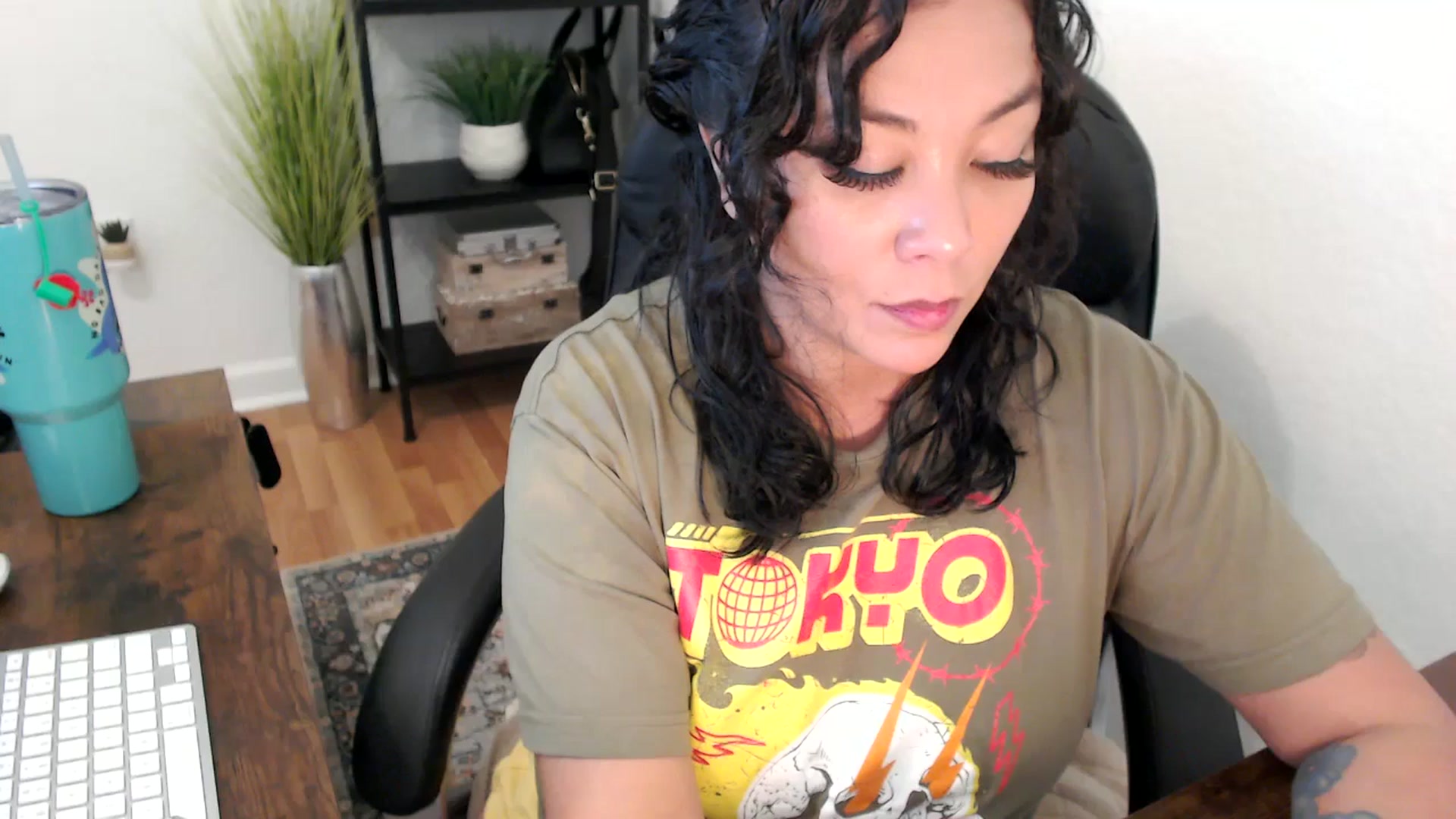 Gallery image thumbnail from MickaylaMinx's myfreecams stream on, 12/02/2024, 20:27 image 1 of 20