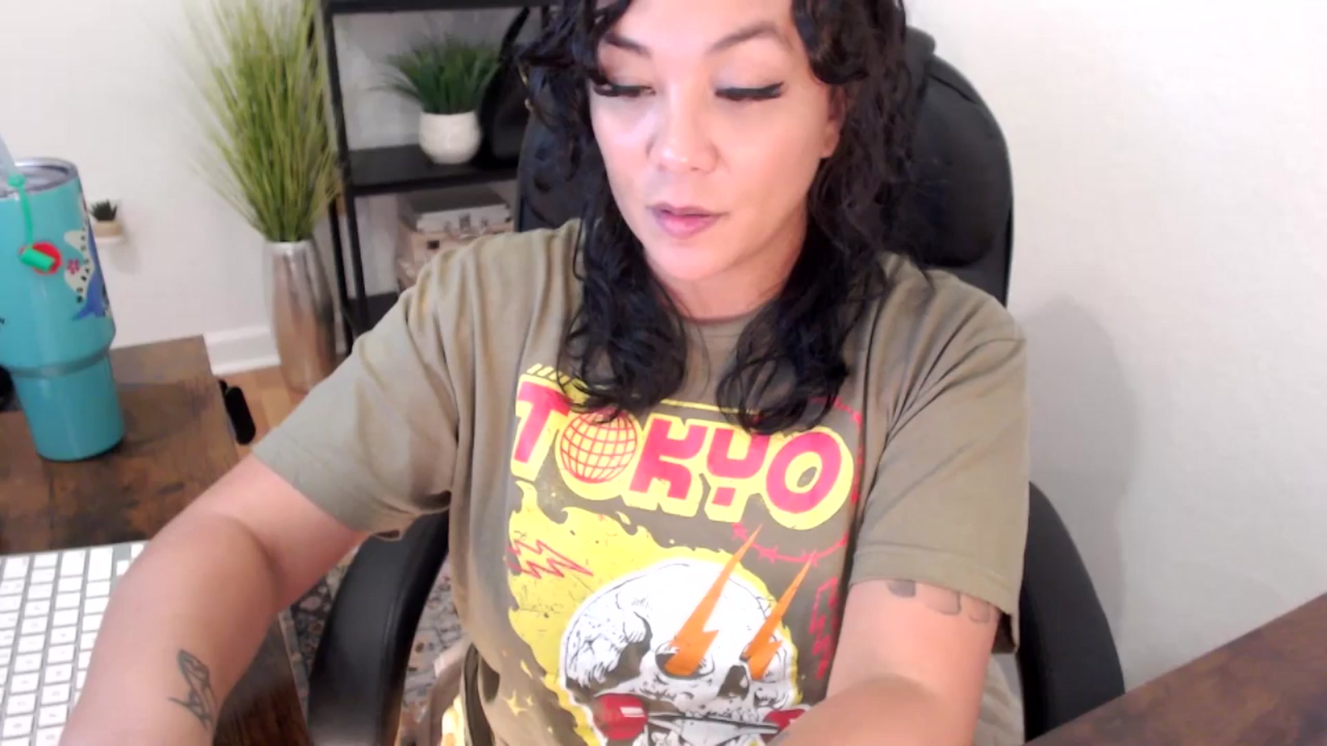 Gallery image thumbnail from MickaylaMinx's myfreecams stream on, 12/02/2024, 20:27 image 19 of 20