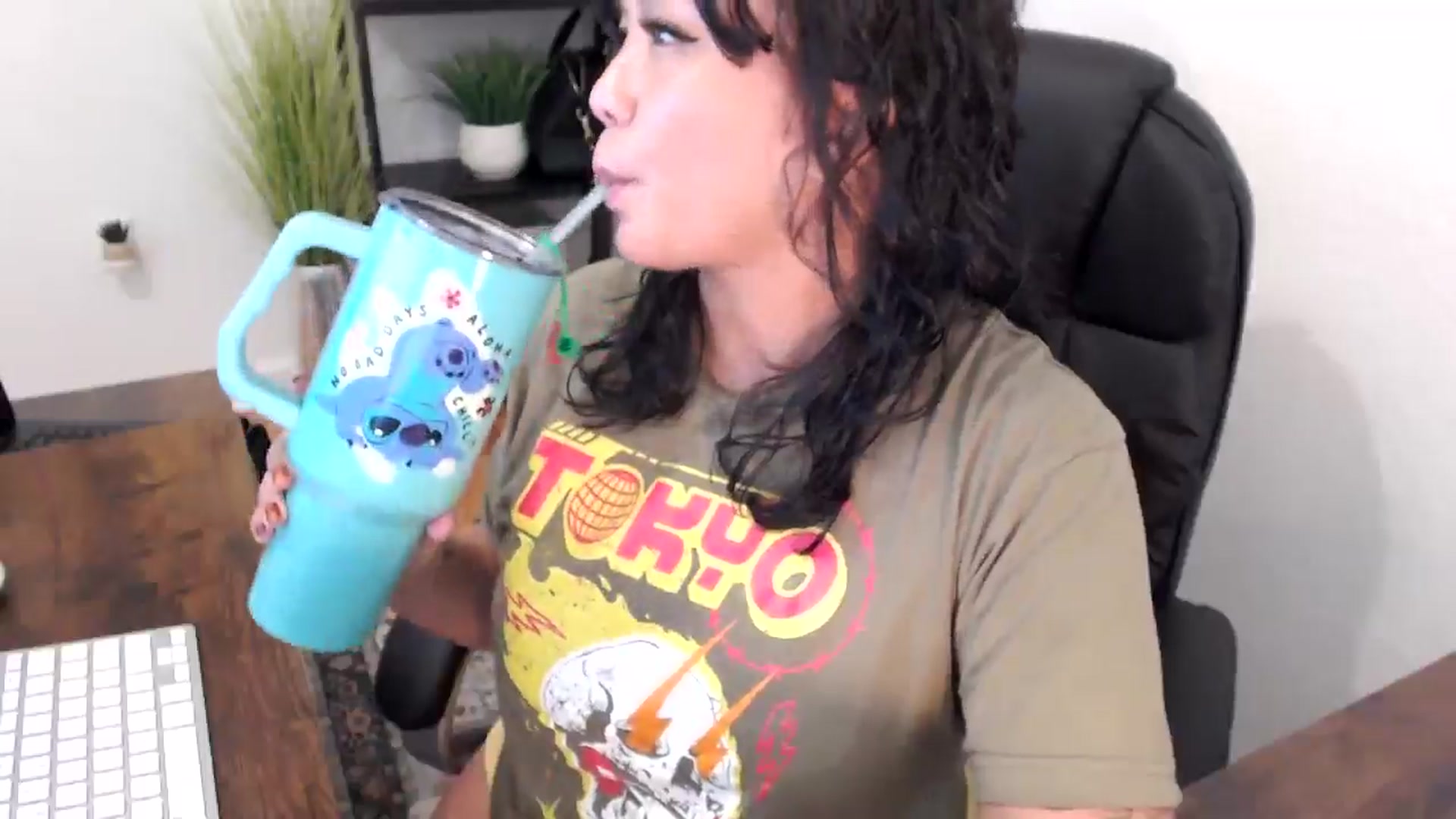 Gallery image thumbnail from MickaylaMinx's myfreecams stream on, 12/02/2024, 20:27 image 8 of 20