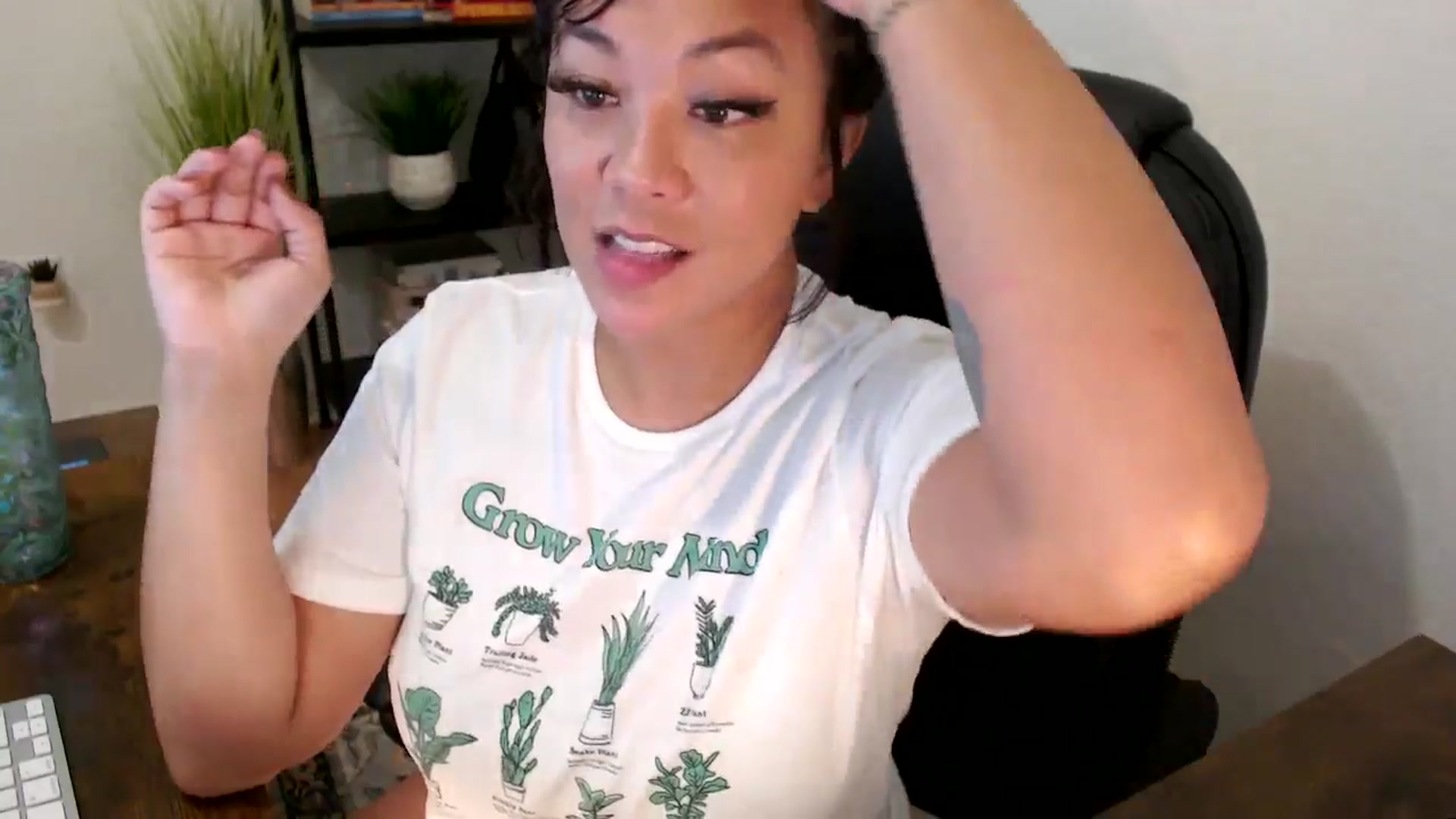 Gallery image thumbnail from MickaylaMinx's myfreecams stream on, 12/03/2024, 16:58 image 12 of 20