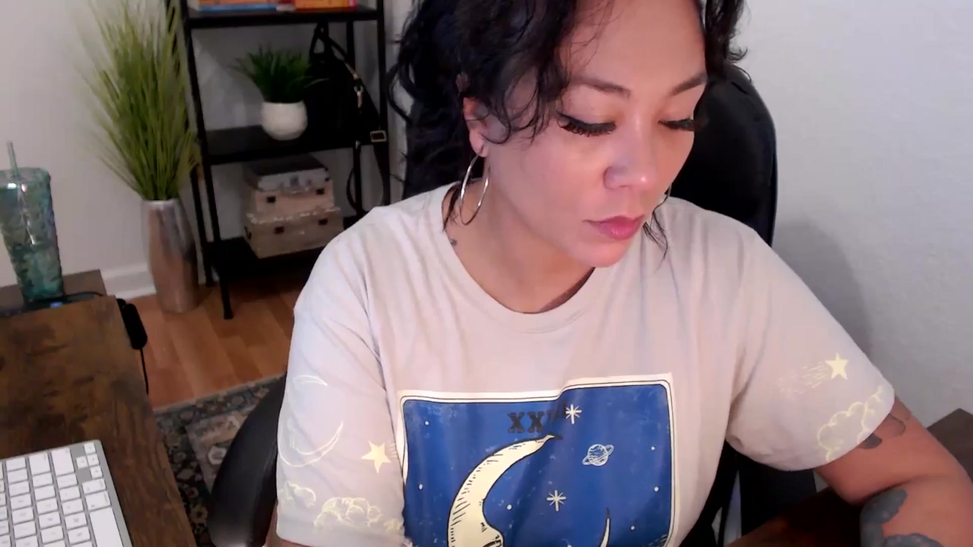 Gallery image thumbnail from MickaylaMinx's myfreecams stream on, 12/05/2024, 16:18 image 7 of 20