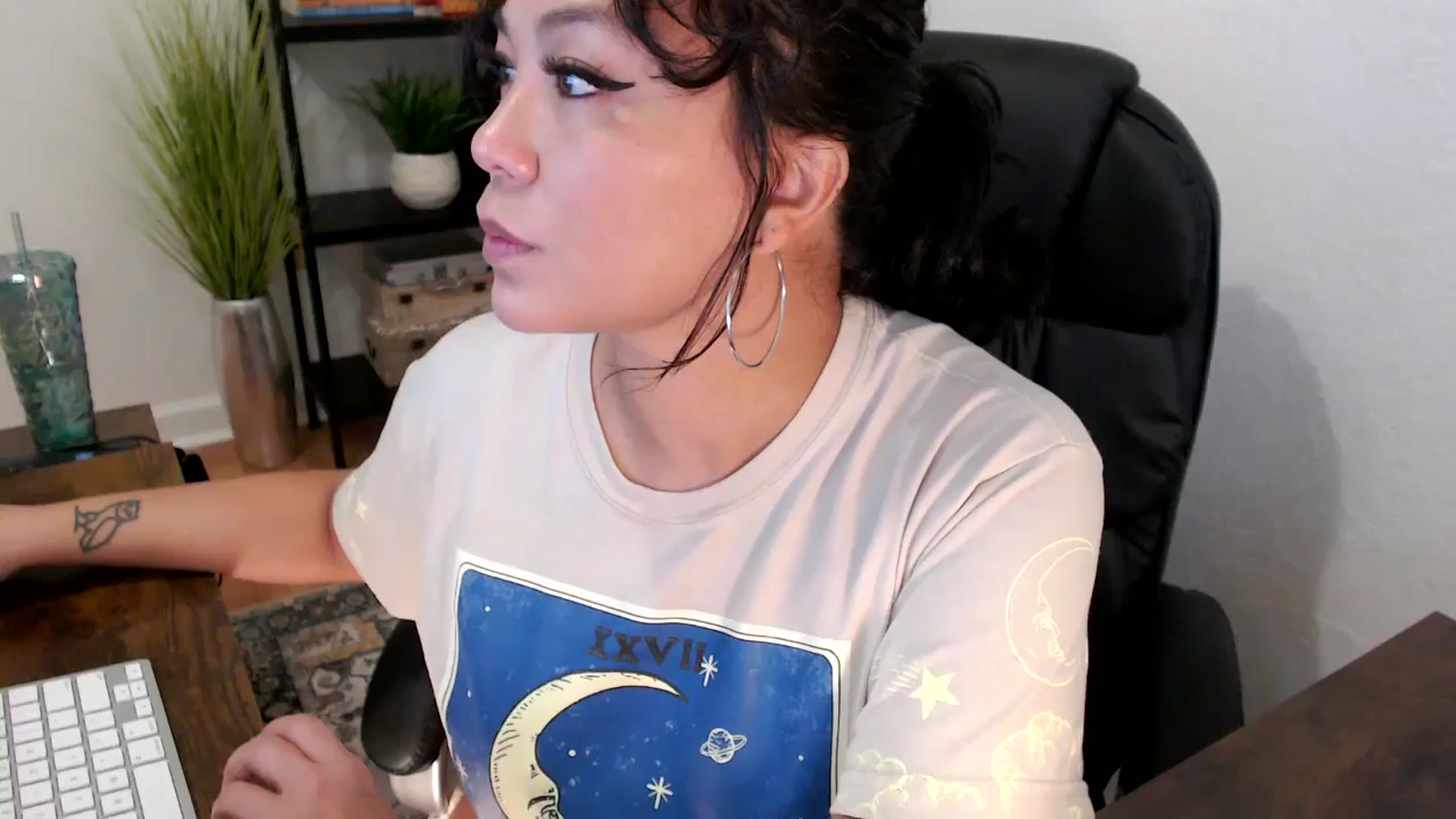 Gallery image thumbnail from MickaylaMinx's myfreecams stream on, 12/05/2024, 16:51 image 1 of 20
