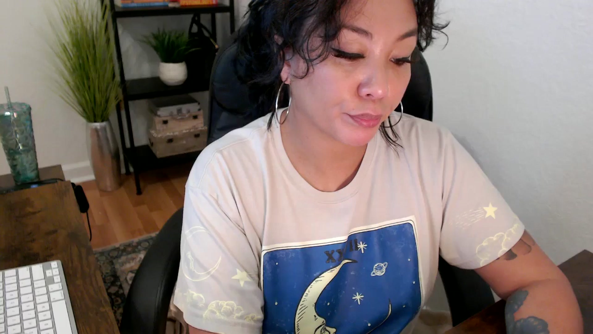Gallery image thumbnail from MickaylaMinx's myfreecams stream on, 12/05/2024, 18:12 image 20 of 20