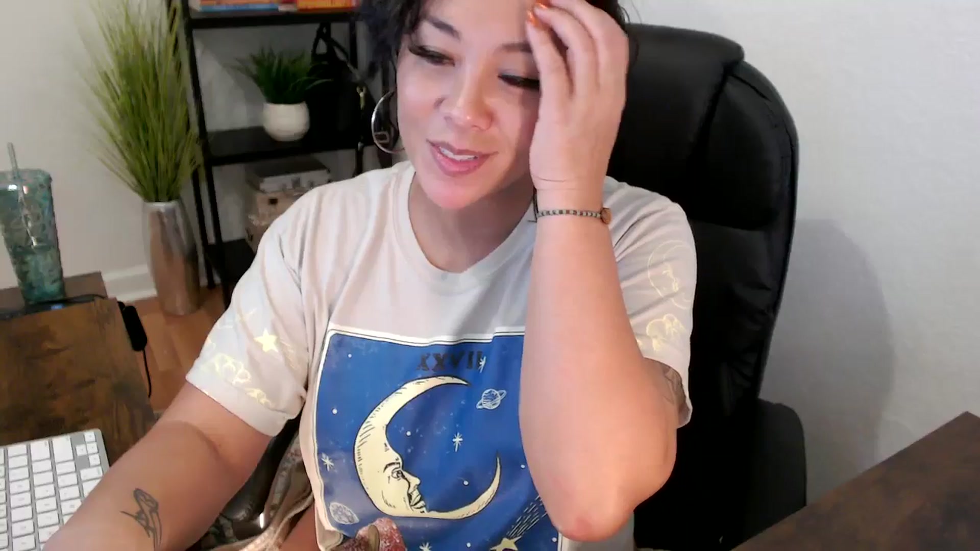 Gallery image thumbnail from MickaylaMinx's myfreecams stream on, 12/05/2024, 18:12 image 15 of 20