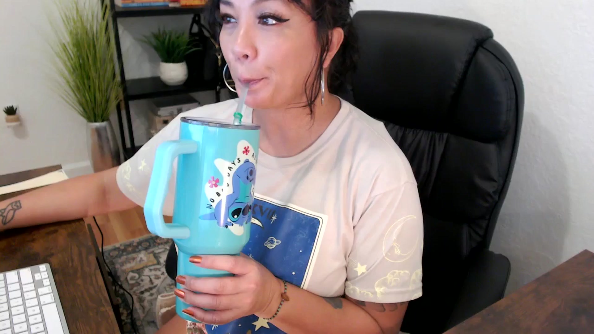 Gallery image thumbnail from MickaylaMinx's myfreecams stream on, 12/05/2024, 18:52 image 14 of 20