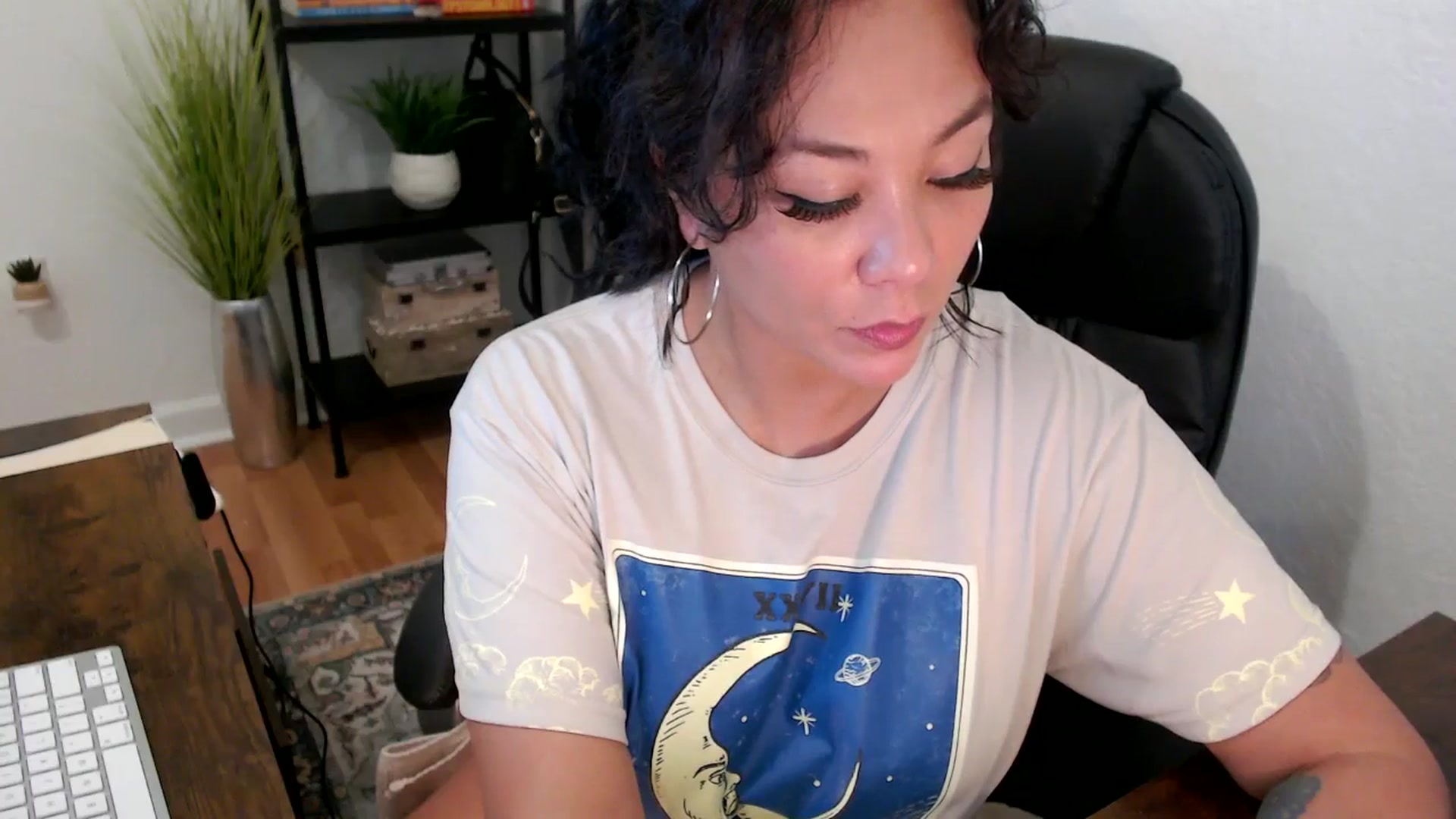 Gallery image thumbnail from MickaylaMinx's myfreecams stream on, 12/05/2024, 18:52 image 16 of 20