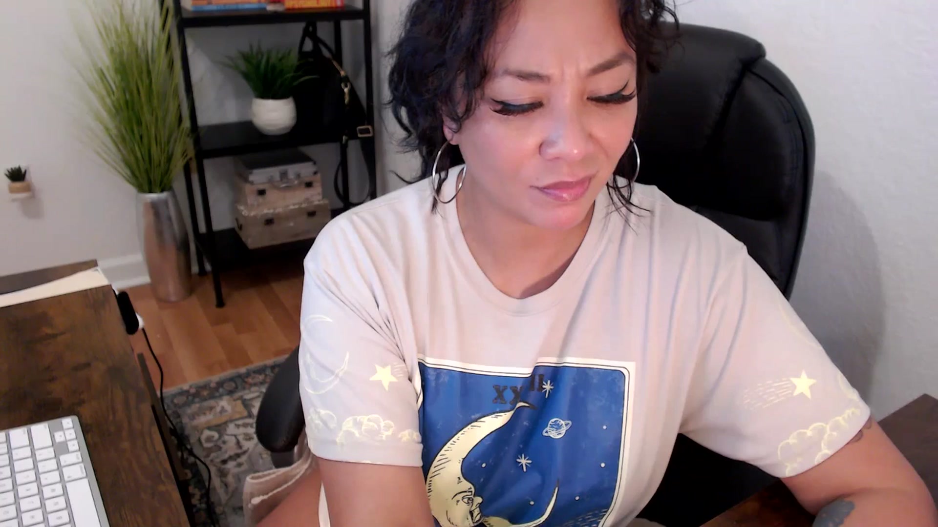 Gallery image thumbnail from MickaylaMinx's myfreecams stream on, 12/05/2024, 18:52 image 18 of 20