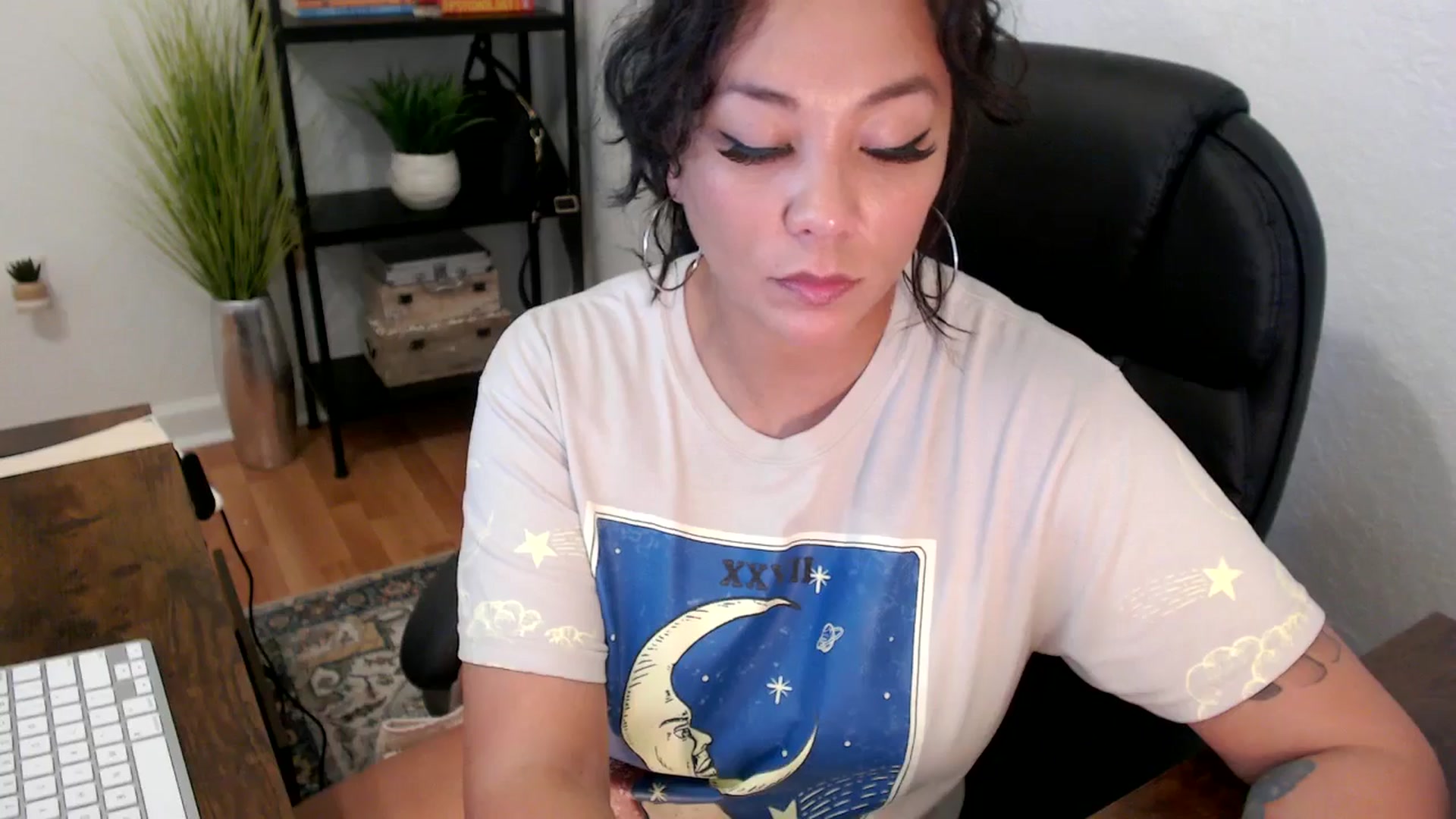 Gallery image thumbnail from MickaylaMinx's myfreecams stream on, 12/05/2024, 19:18 image 17 of 20