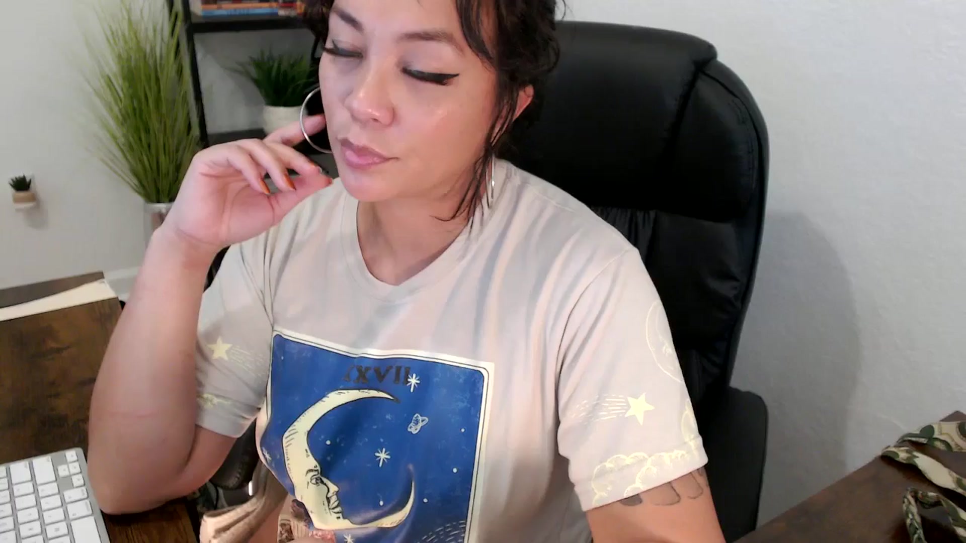 Gallery image thumbnail from MickaylaMinx's myfreecams stream on, 12/05/2024, 21:06 image 20 of 20