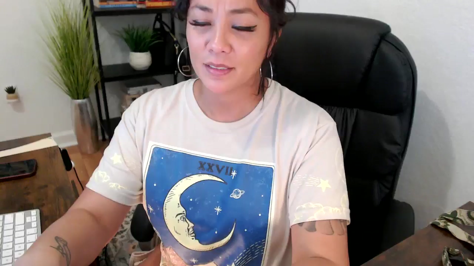 Gallery image thumbnail from MickaylaMinx's myfreecams stream on, 12/05/2024, 21:06 image 1 of 20