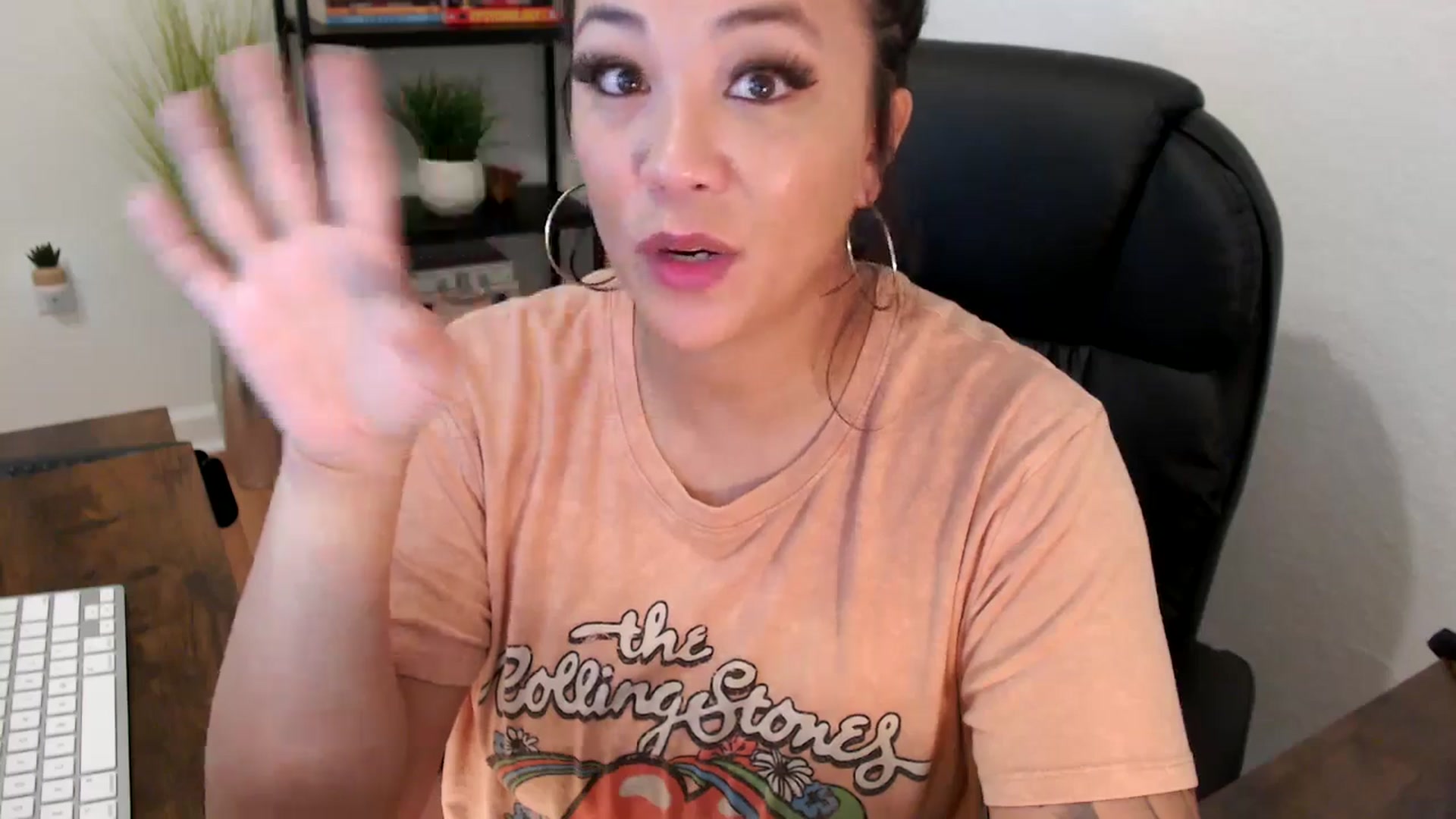 Gallery image thumbnail from MickaylaMinx's myfreecams stream on, 12/10/2024, 16:16 image 11 of 20