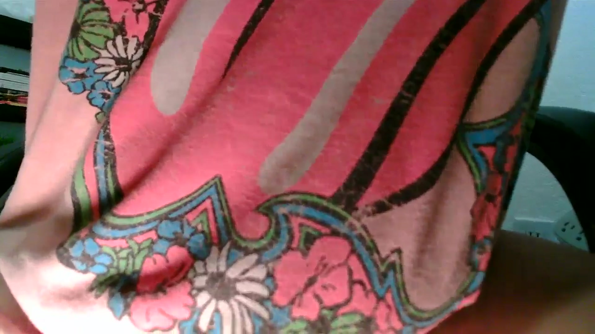 Gallery image thumbnail from MickaylaMinx's myfreecams stream on, 12/10/2024, 19:21 image 16 of 20