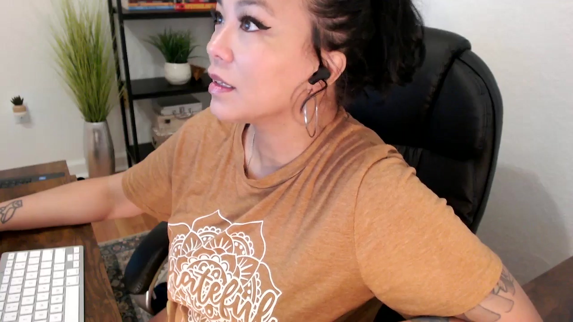 Gallery image thumbnail from MickaylaMinx's myfreecams stream on, 12/11/2024, 16:24 image 14 of 20