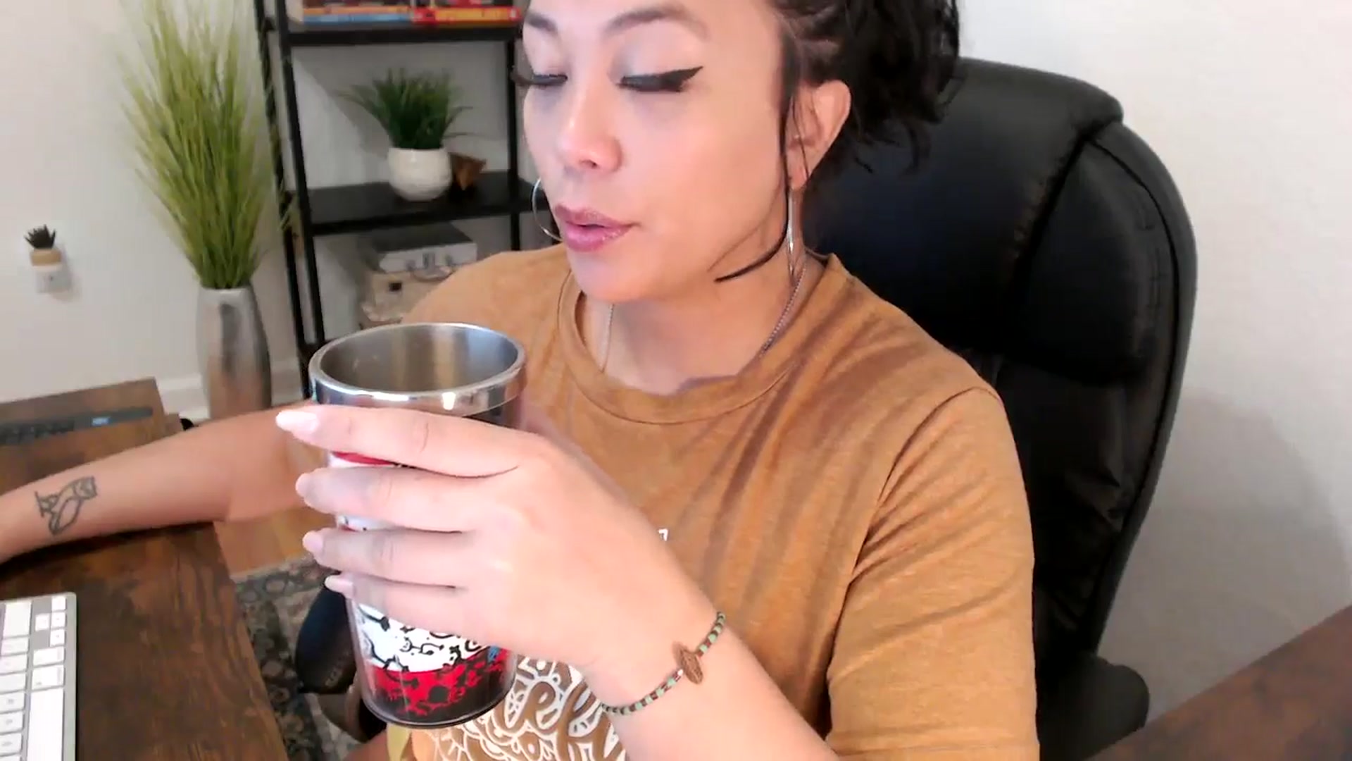 Gallery image thumbnail from MickaylaMinx's myfreecams stream on, 12/11/2024, 16:24 image 3 of 20