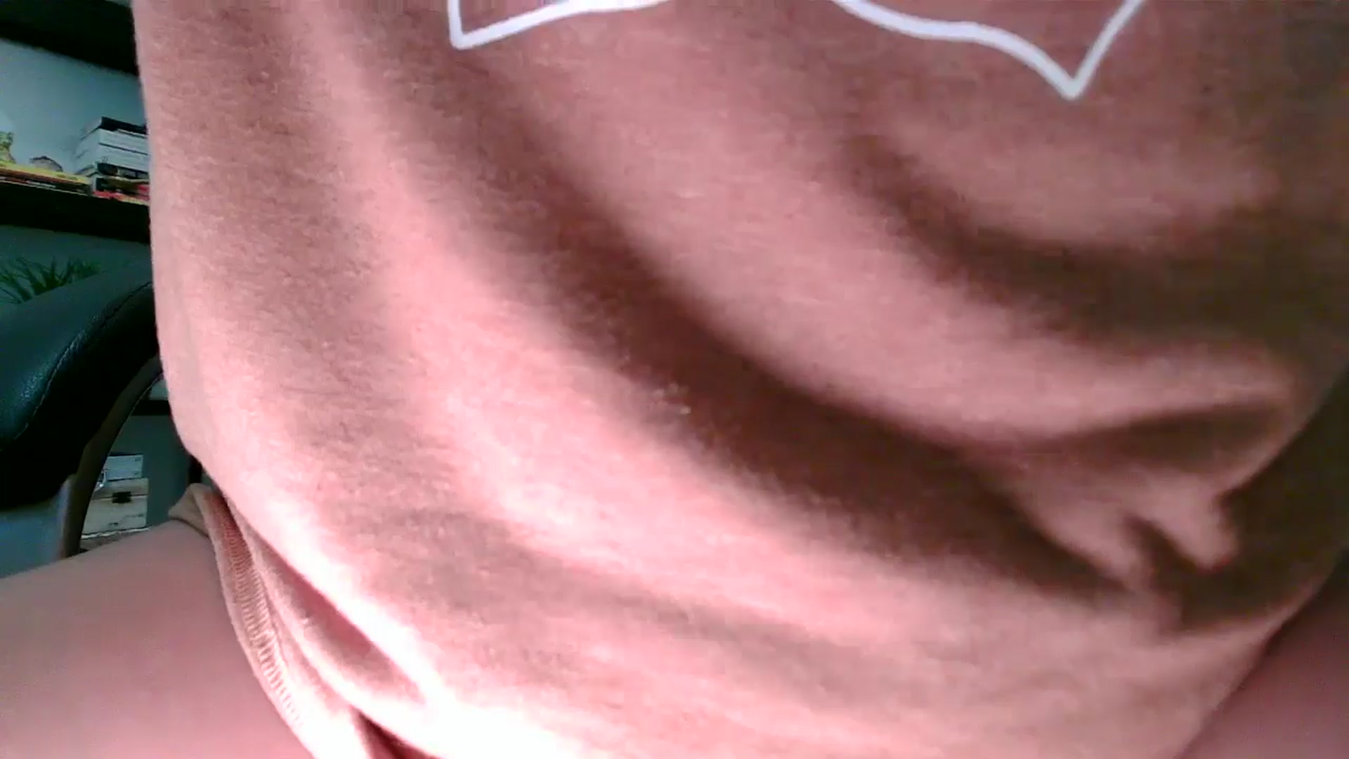 Gallery image thumbnail from MickaylaMinx's myfreecams stream on, 12/11/2024, 17:05 image 13 of 20